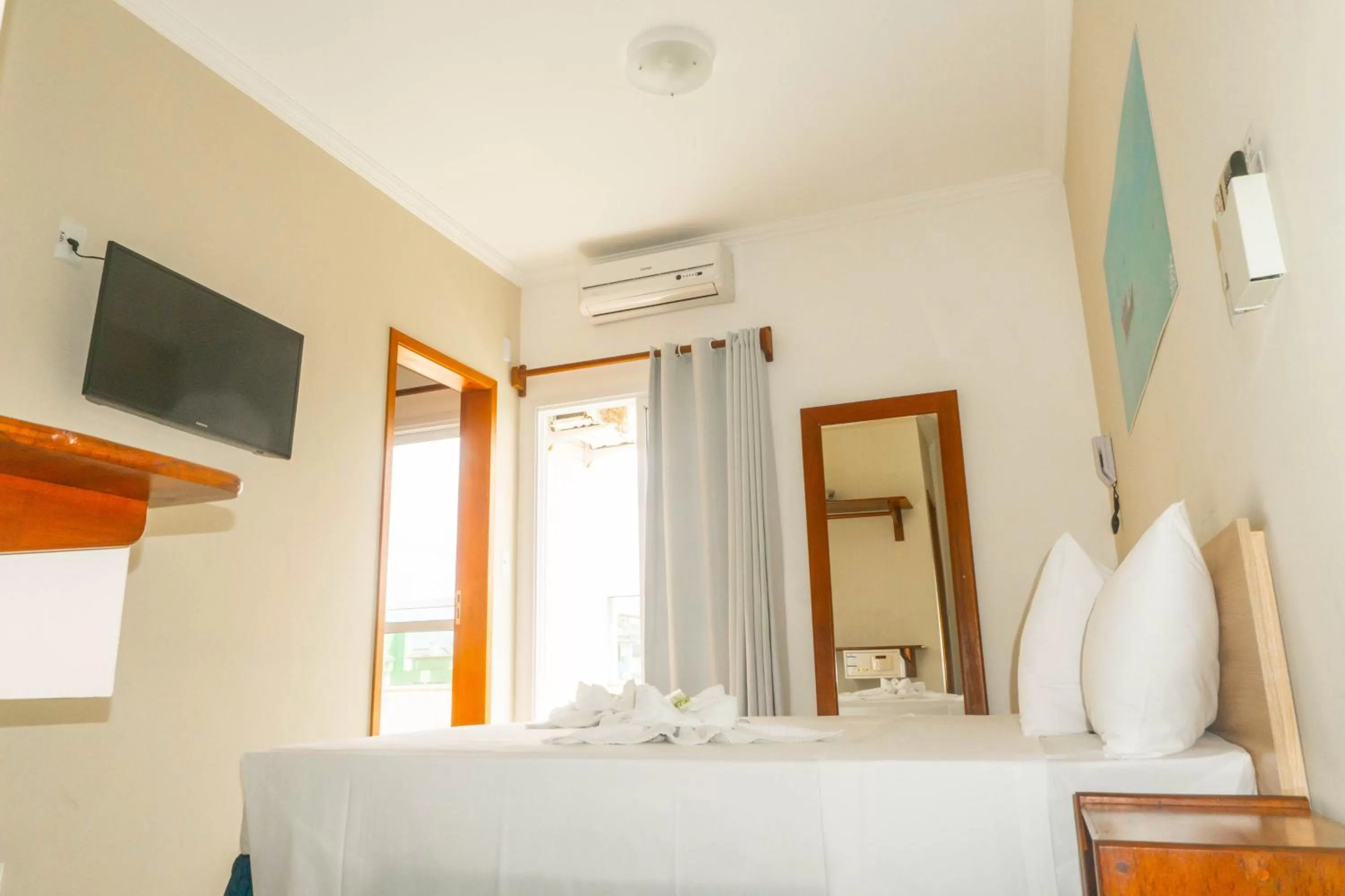 TV and multimedia, Bed in UPG Hotel