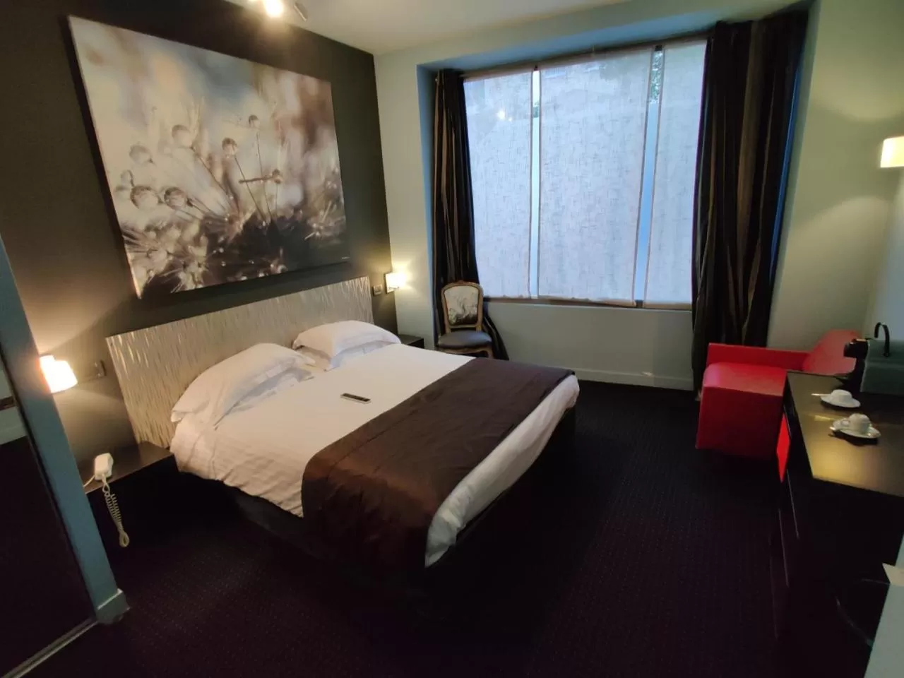 Bed in Hôtel Le Fabe