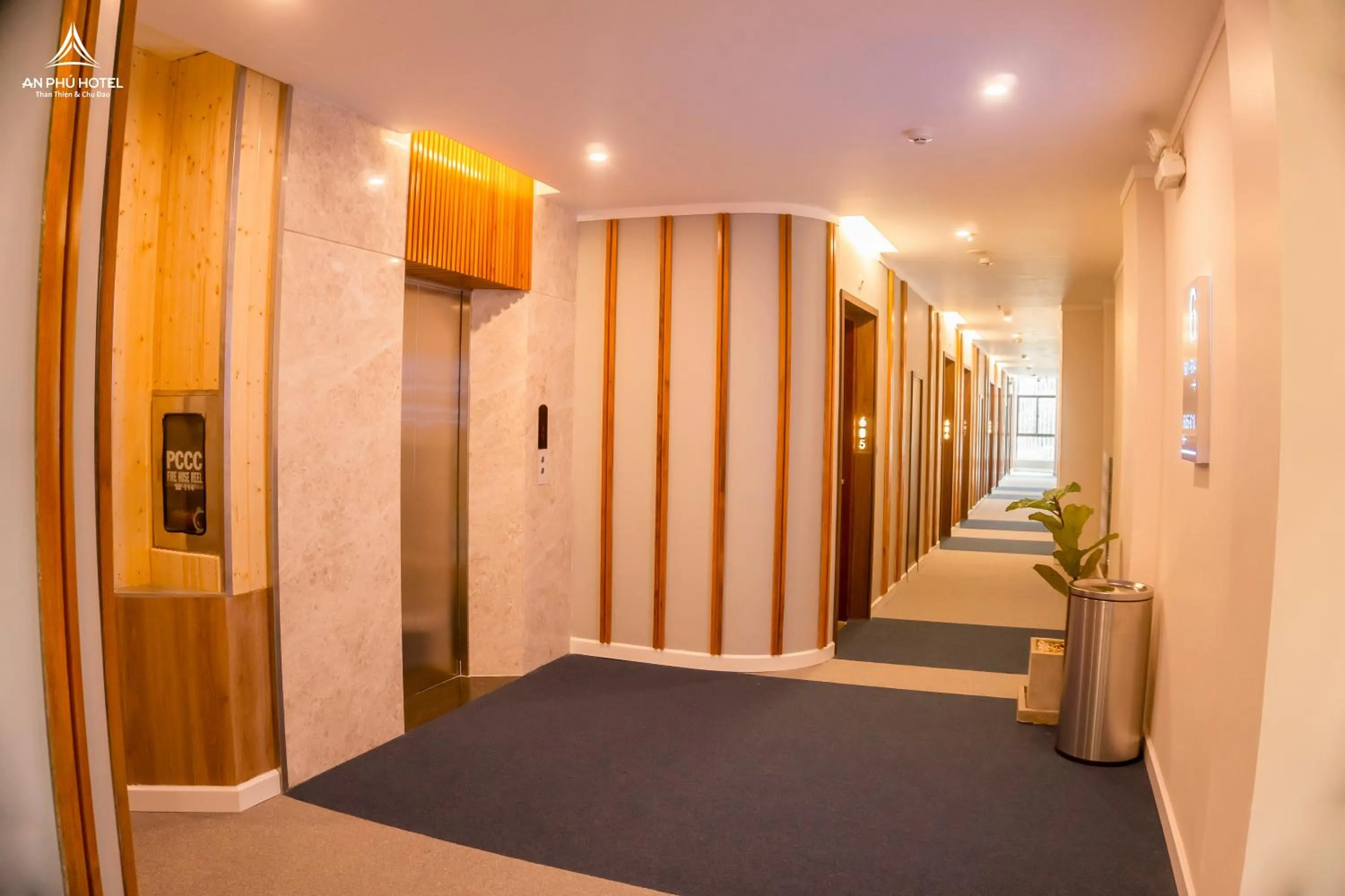 Neighbourhood in An Phu Hotel