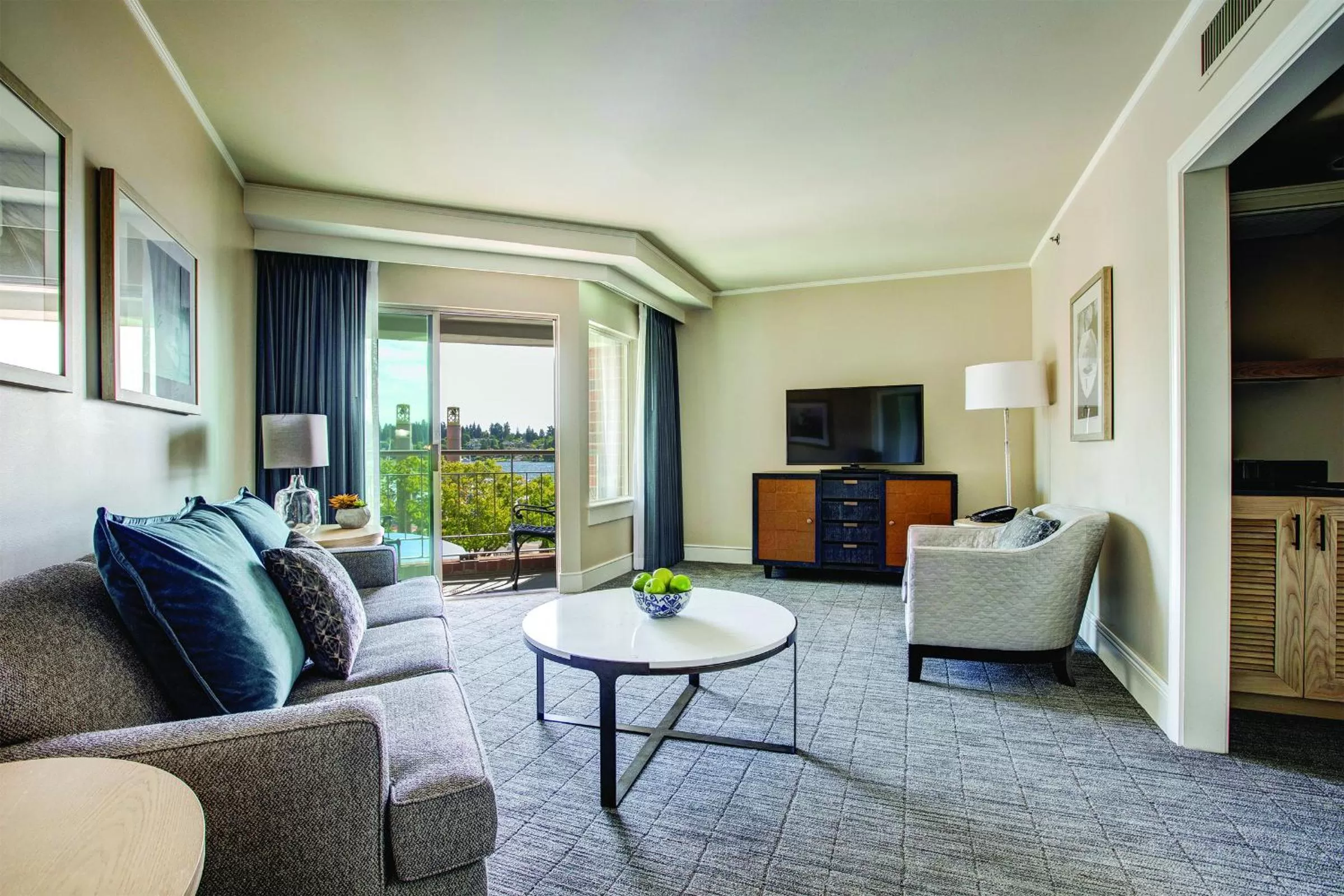 Balcony/Terrace in The Woodmark Hotel & Still Spa on Lake Washington