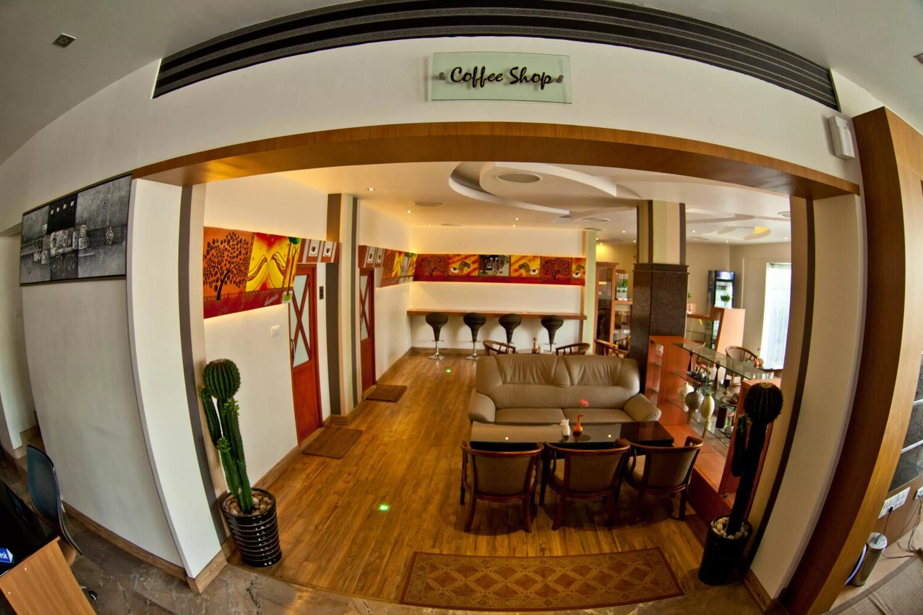 Lounge or bar in Paramount Tower