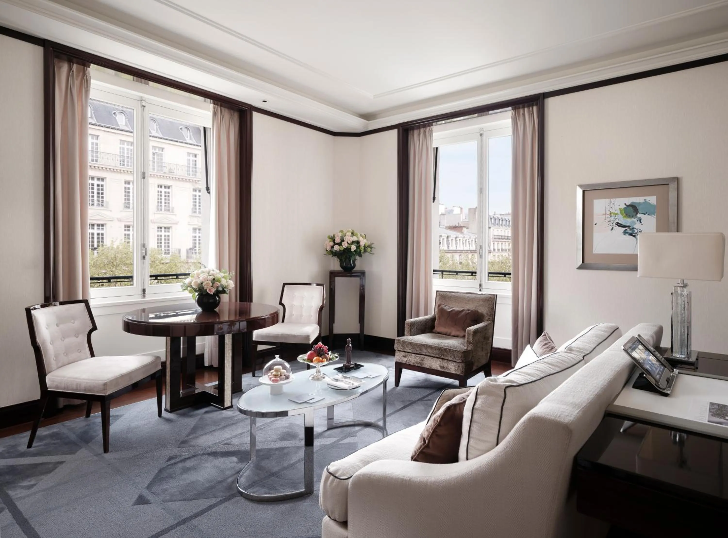 Living room in The Peninsula Paris