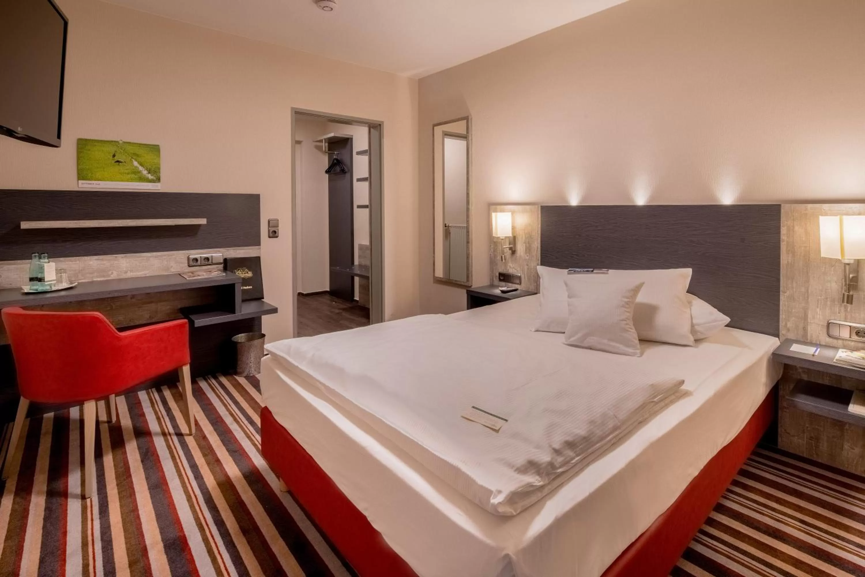 Staff, Bed in Hotel Paulsen