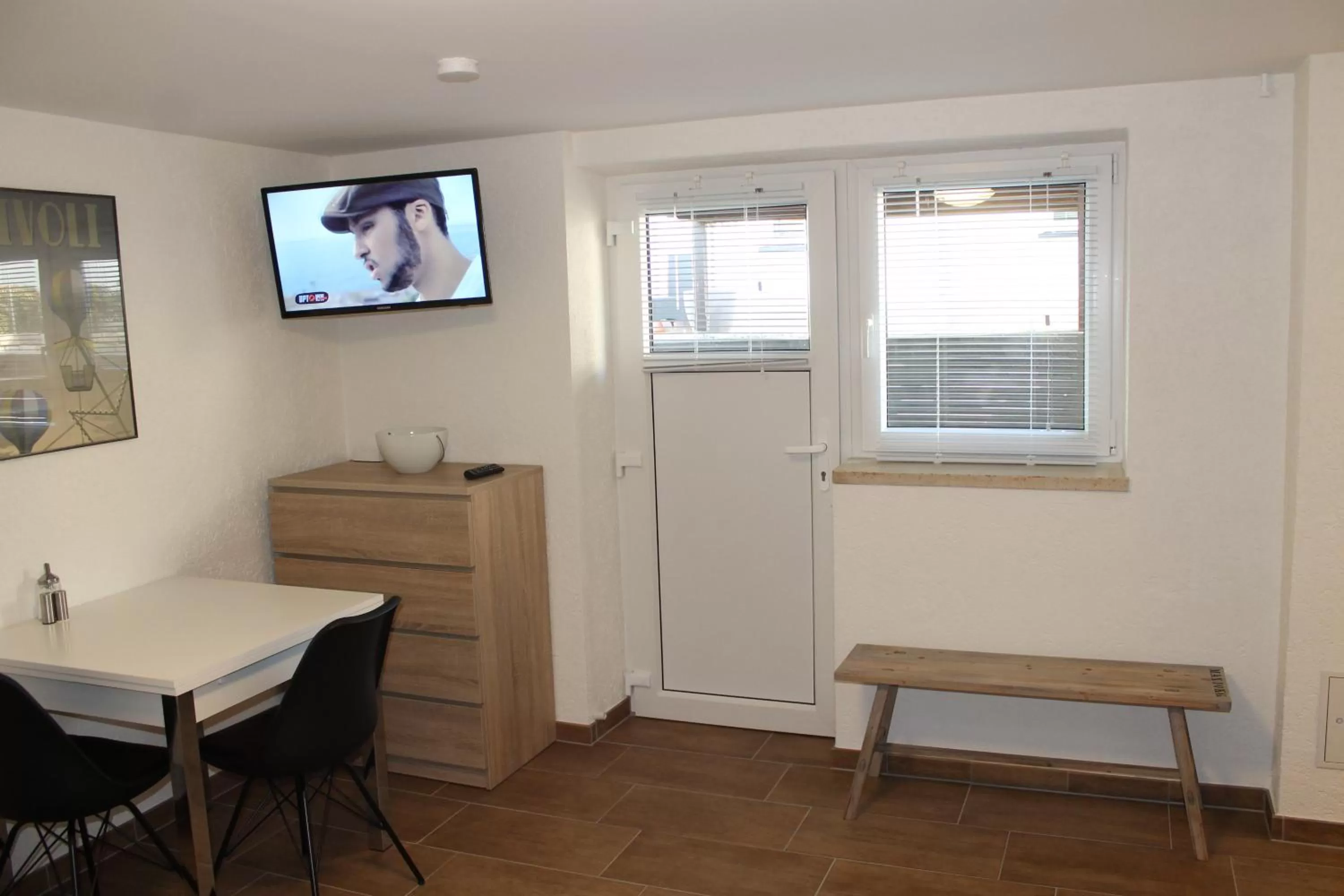 TV and multimedia in Amalie Bed and Breakfast & Apartments