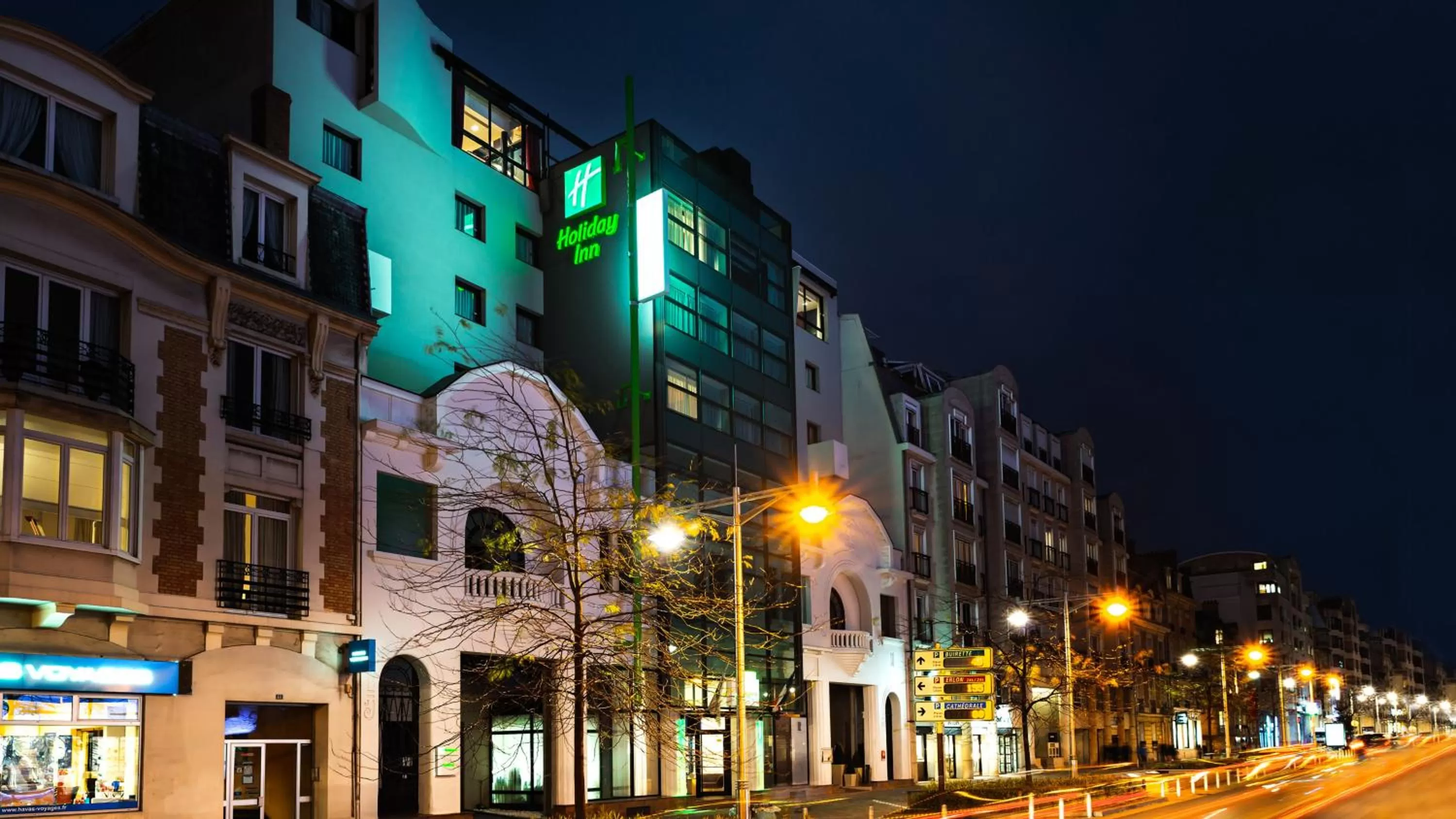 Property building in Holiday Inn Reims Centre by IHG