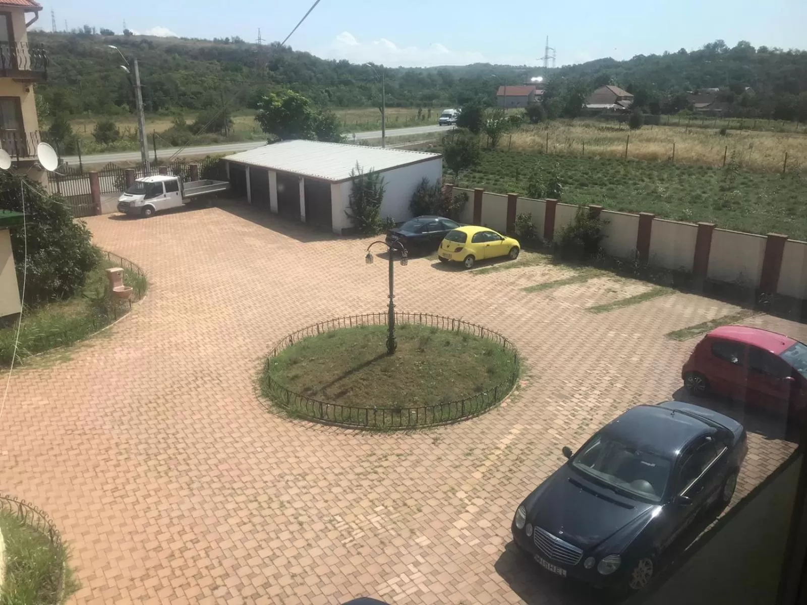 Parking in Hotel Eden