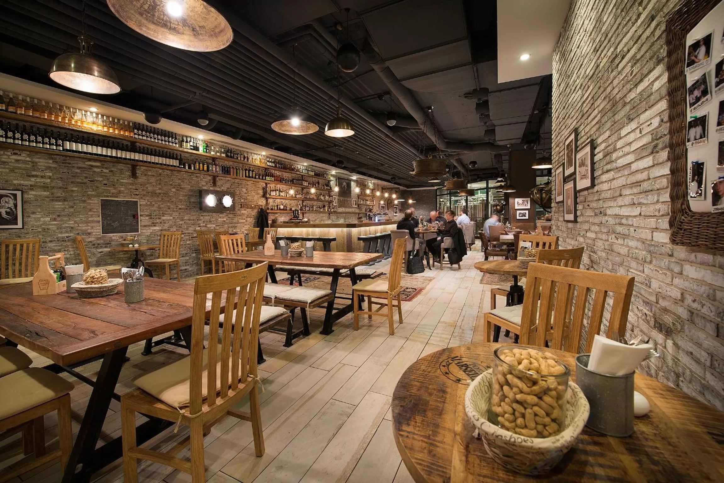 Restaurant/places to eat in LOFT Hotel Bratislava