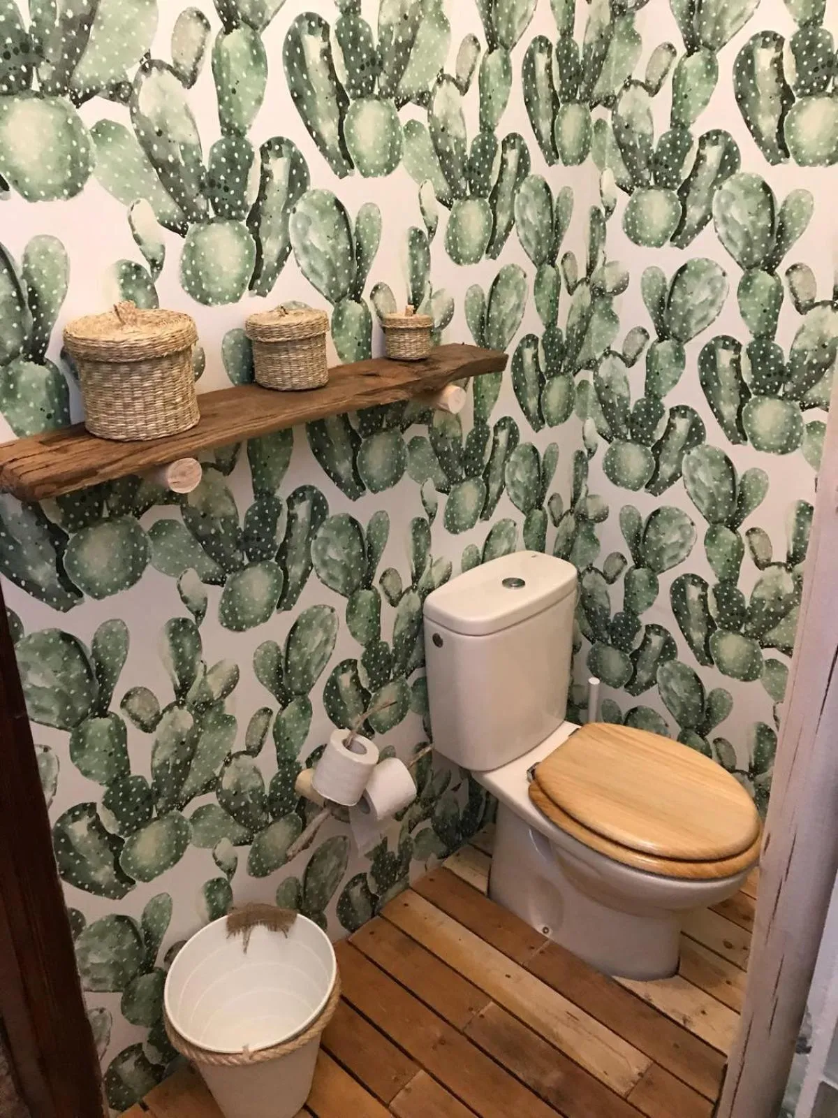 Bathroom in Cactus Host