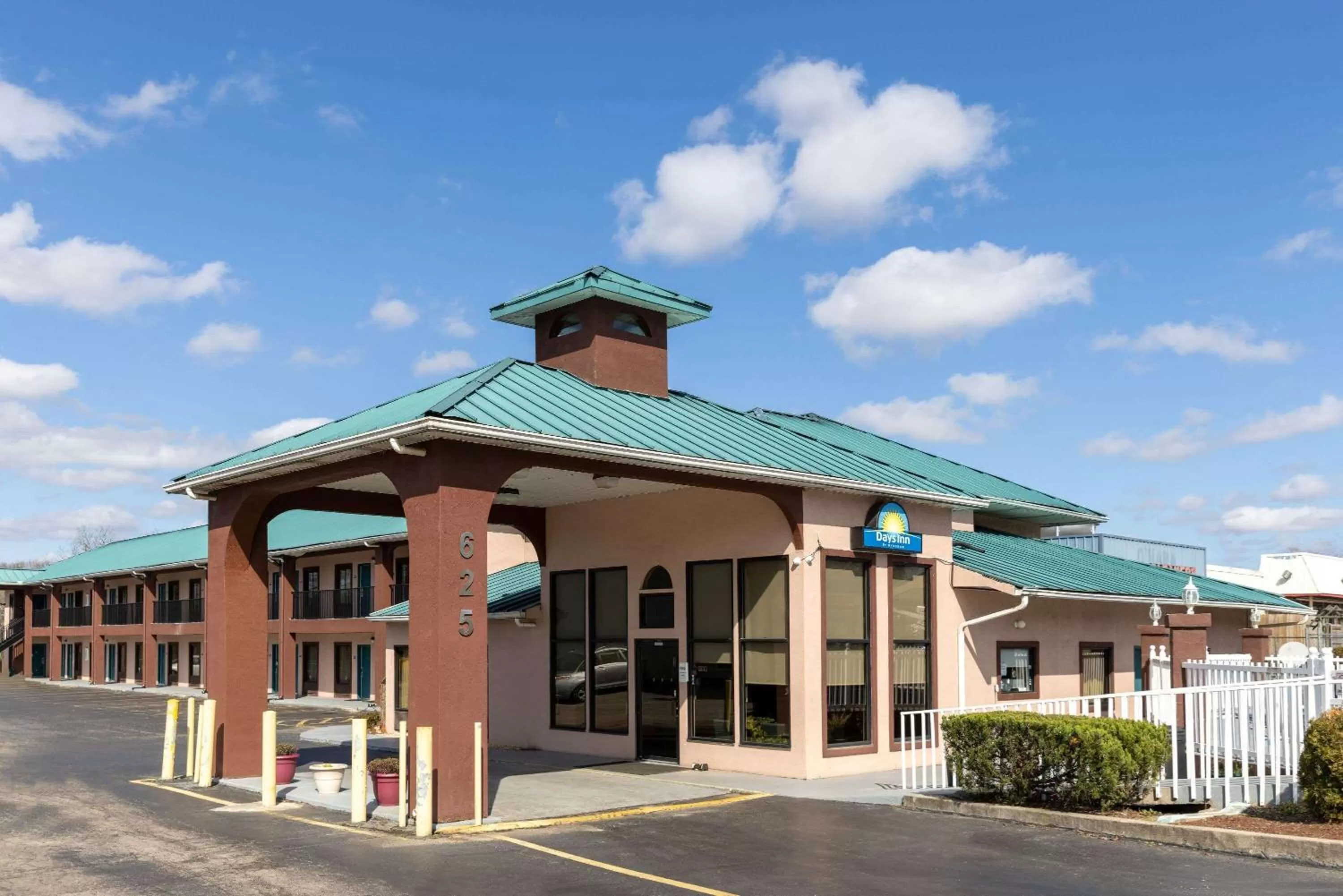 Property building in Days Inn by Wyndham Jackson