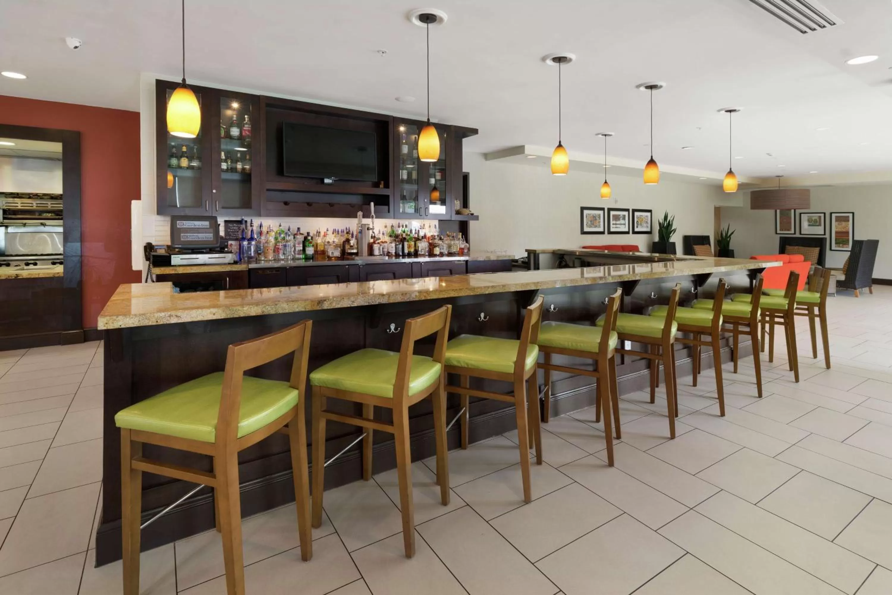 Lounge or bar in Hilton Garden Inn Lawton-Fort Sill