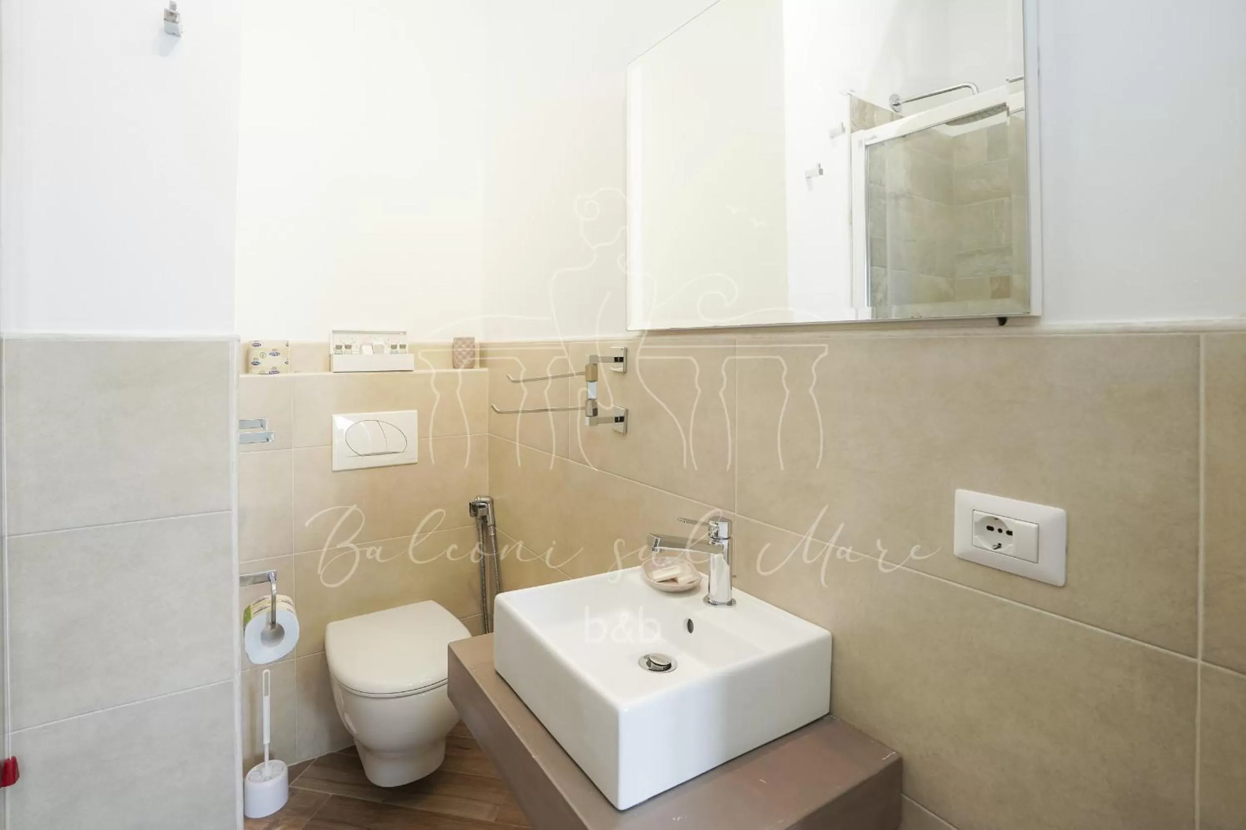 Shower, Bathroom in Balconi sul mare