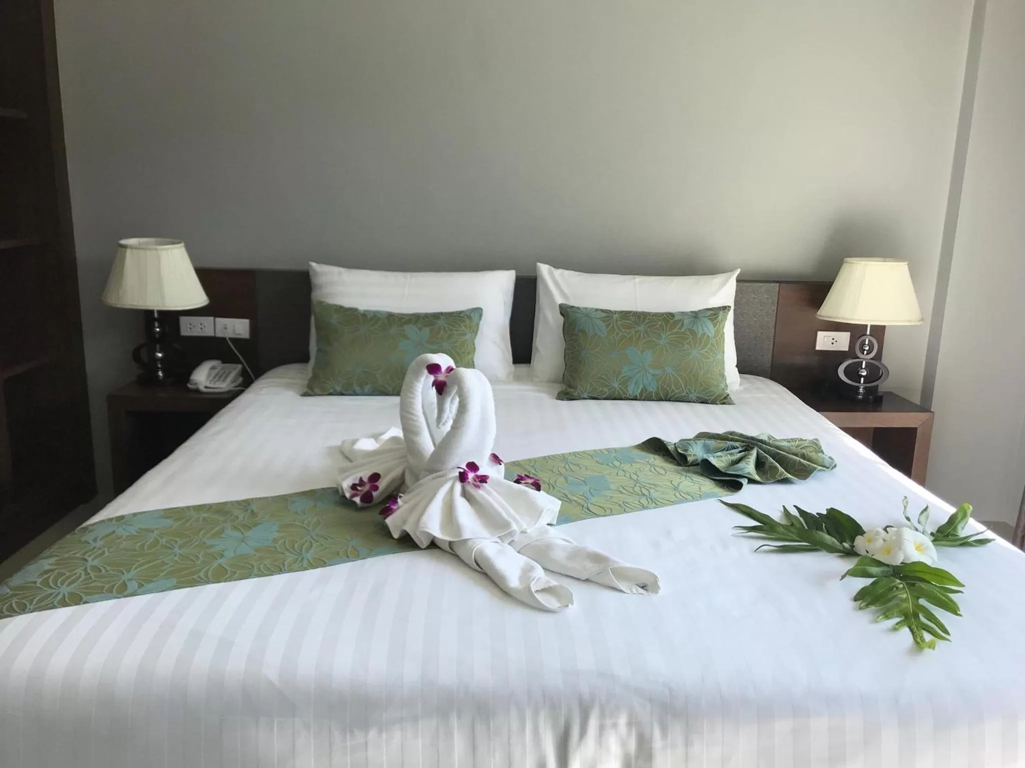 Bed in Aonang Sea Valley Resort