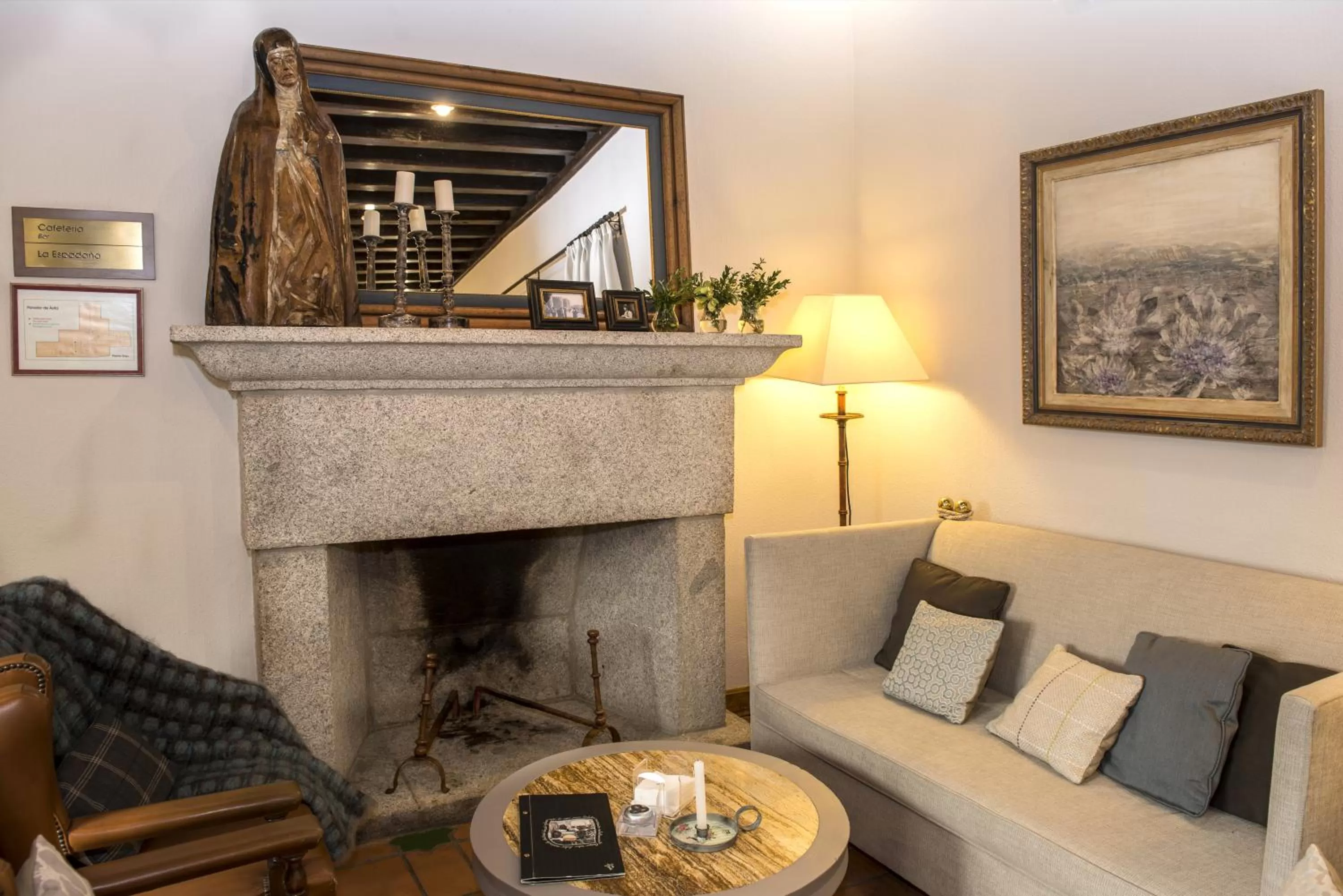 Lounge or bar in Parador de Ávila