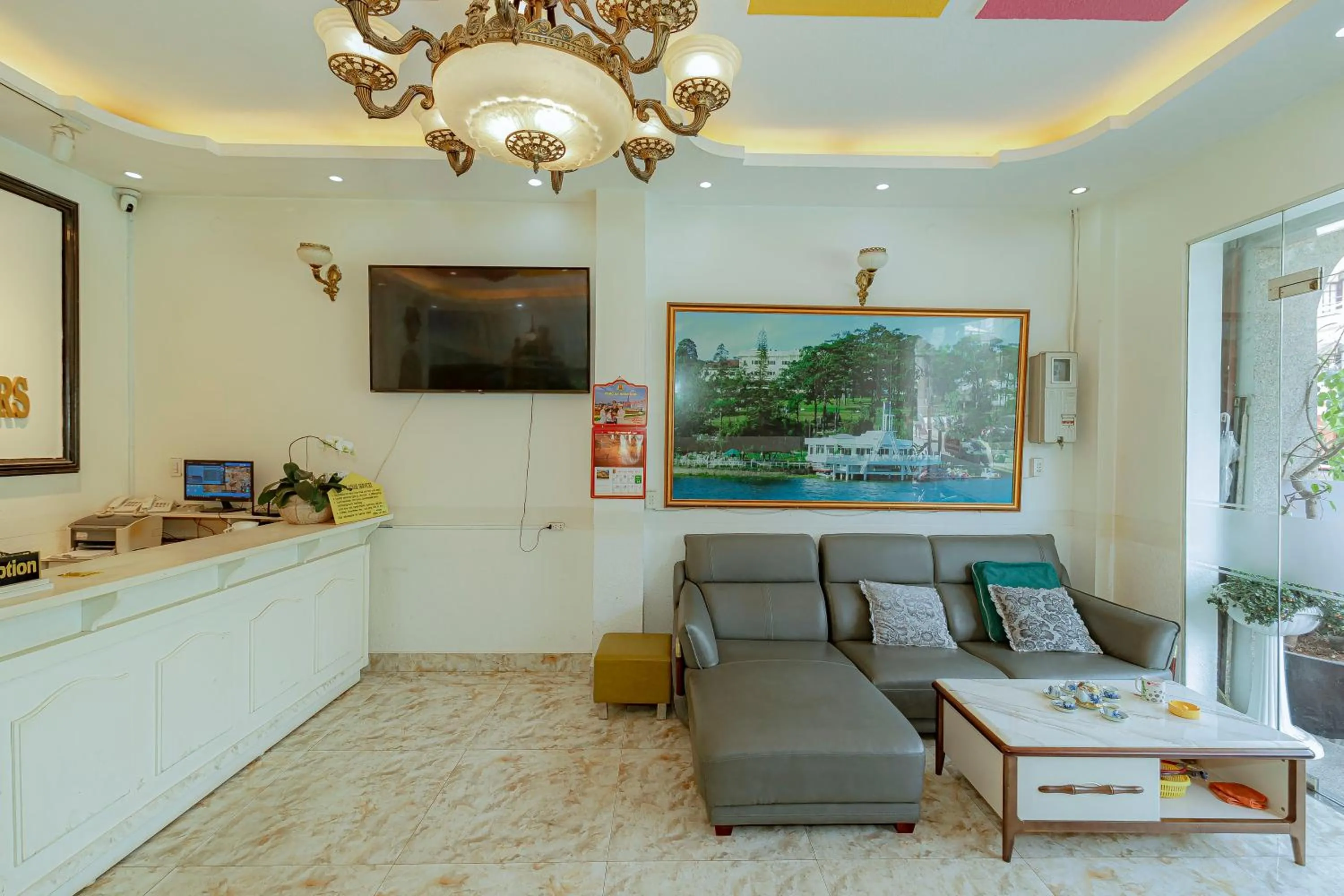 Ken's Backpackers Hotel