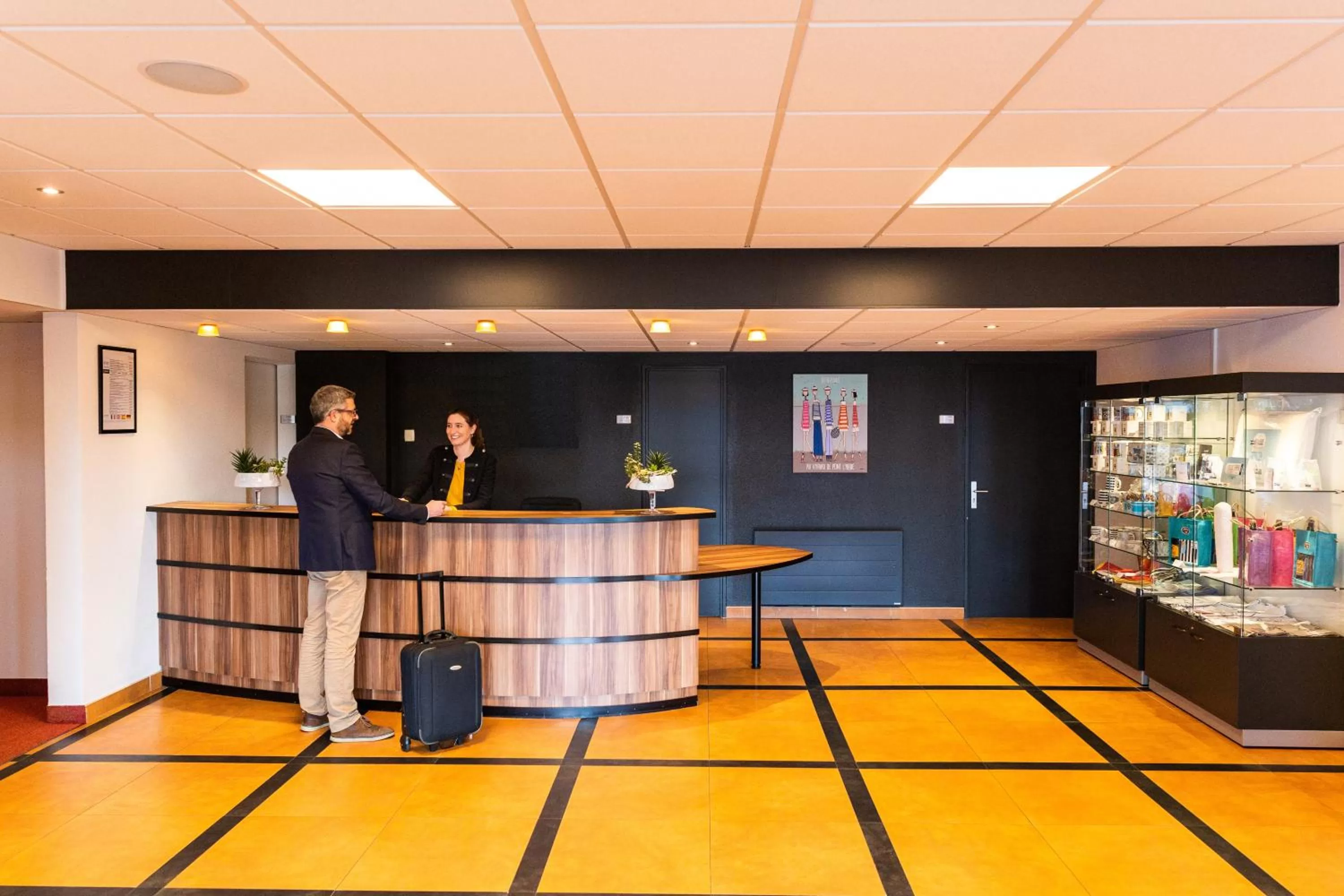 Staff in Kyriad Quimper - Pont-l'Abbé