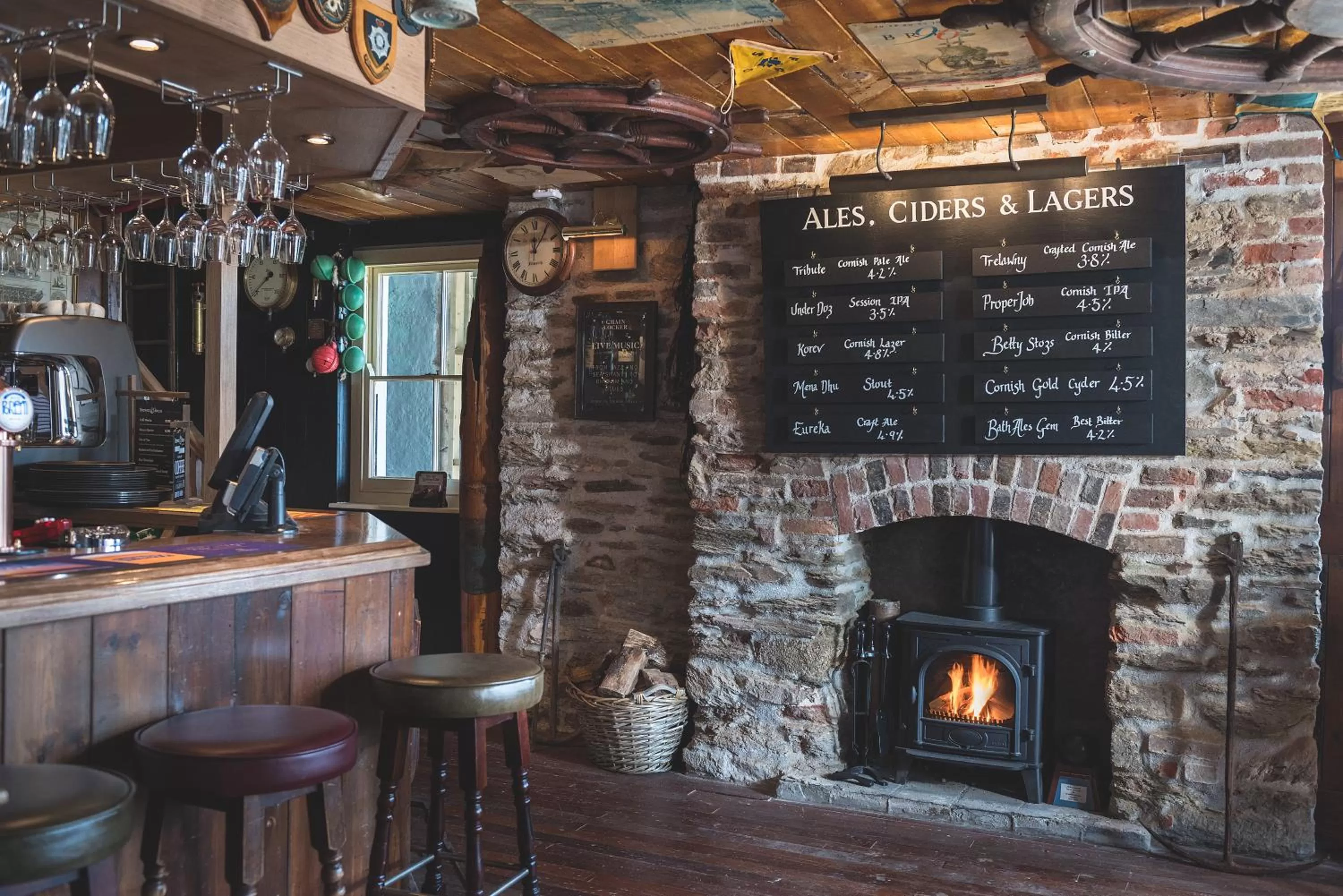 Lounge or bar in Chainlocker