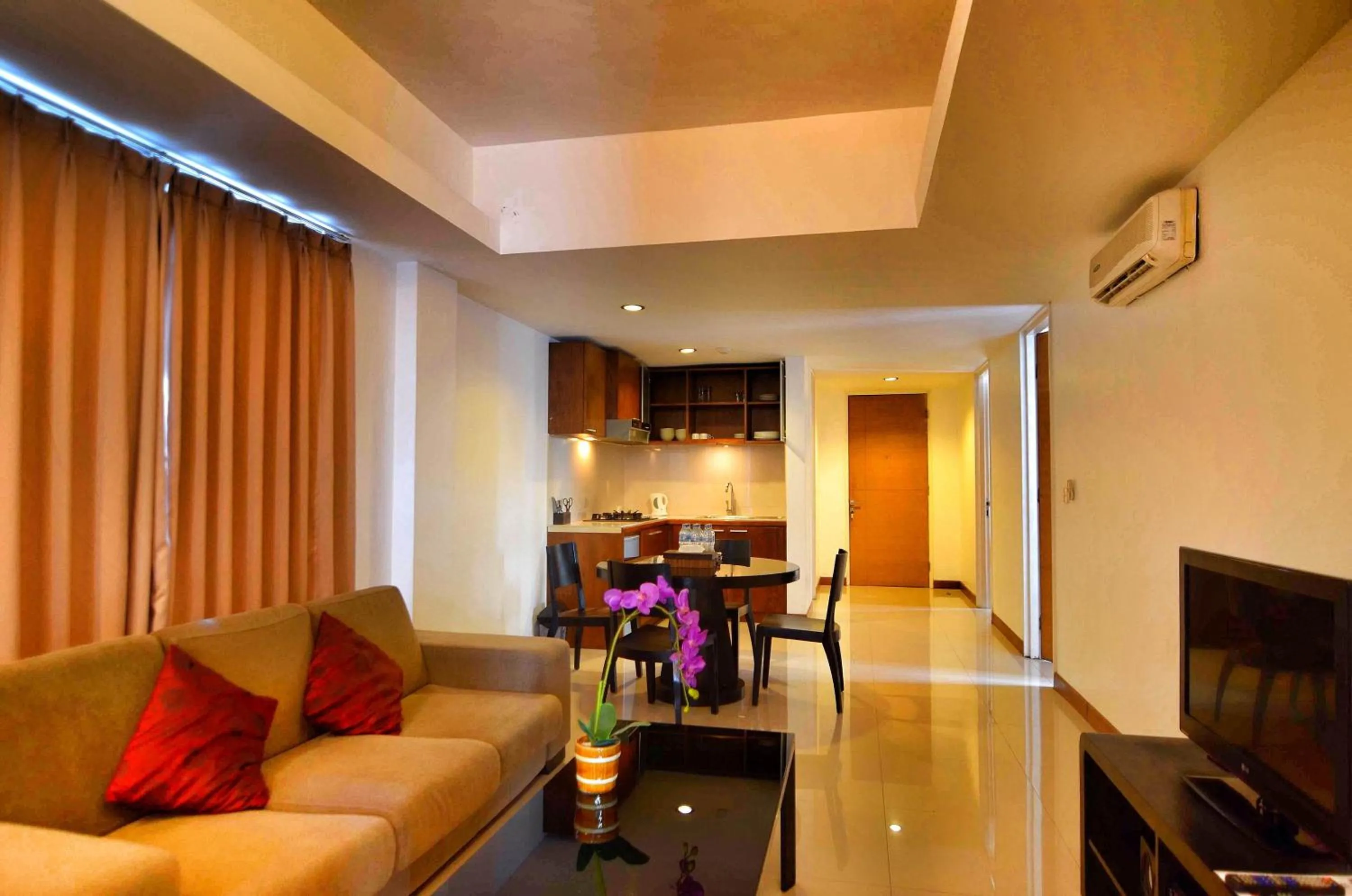 Living room in Sunset Residence and Condotel
