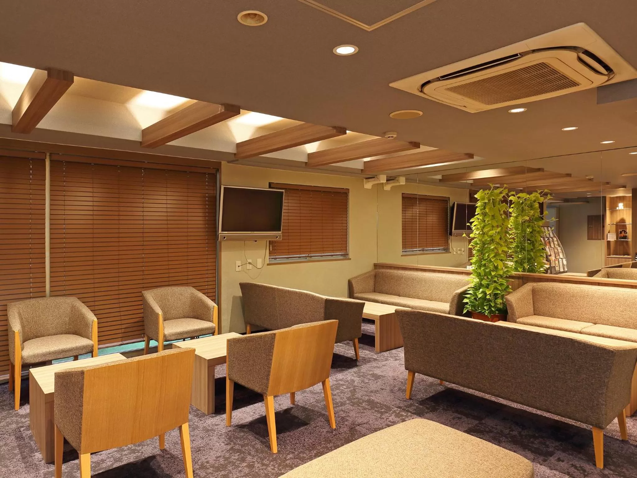 Lobby or reception in Kurashiki Station Hotel