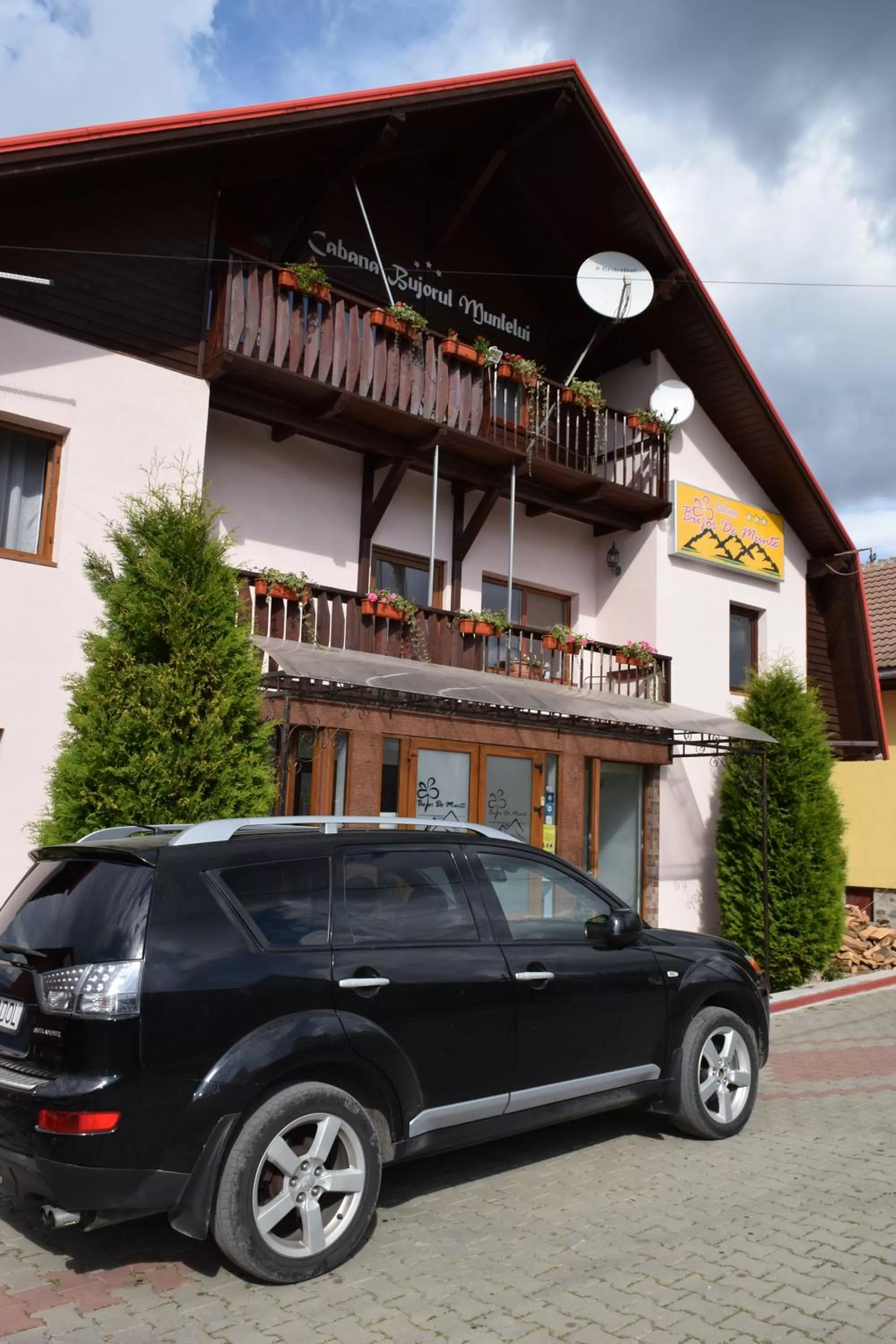 Property Building in Vi La Ski Petrosani