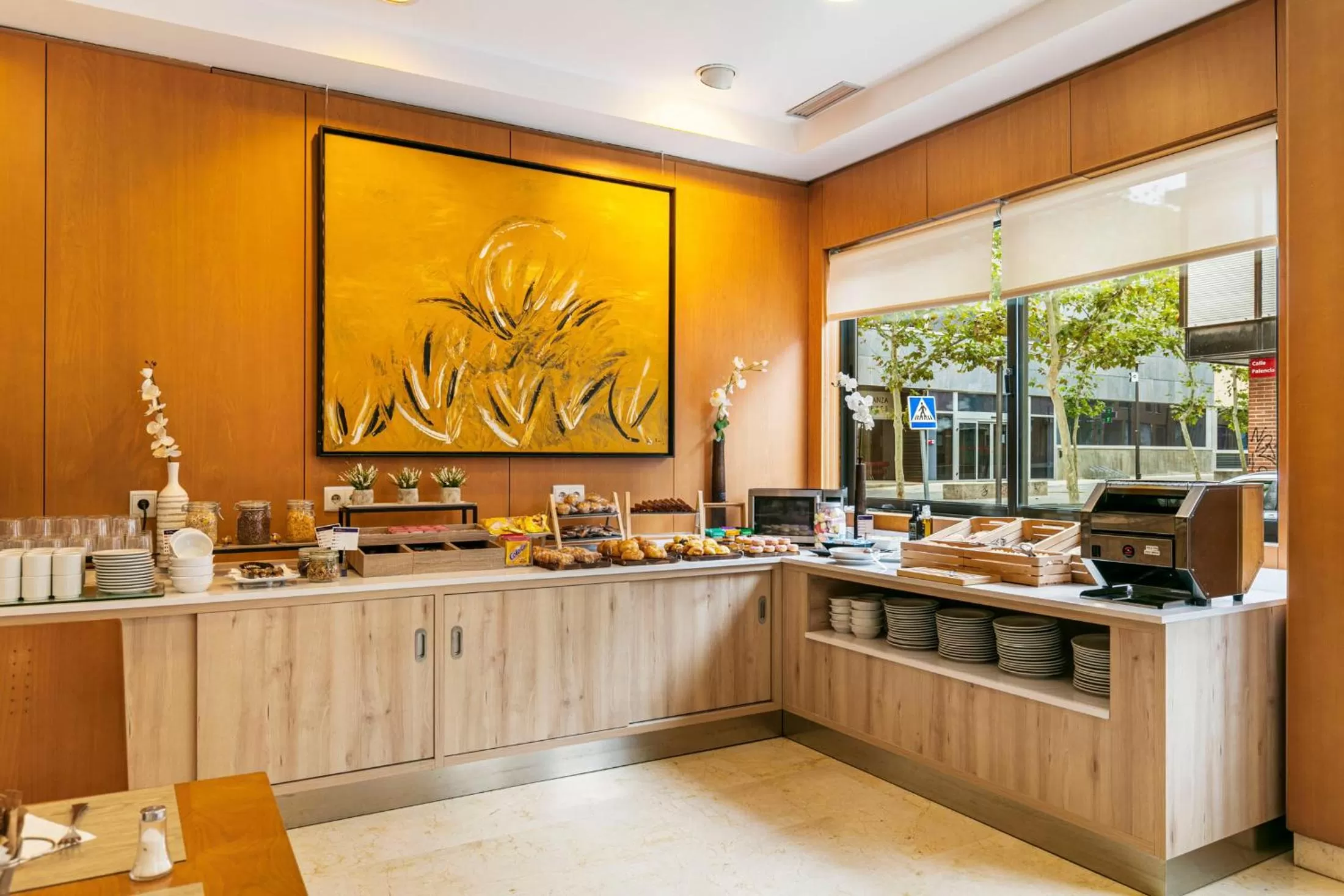 Restaurant/places to eat in Globales de los Reyes