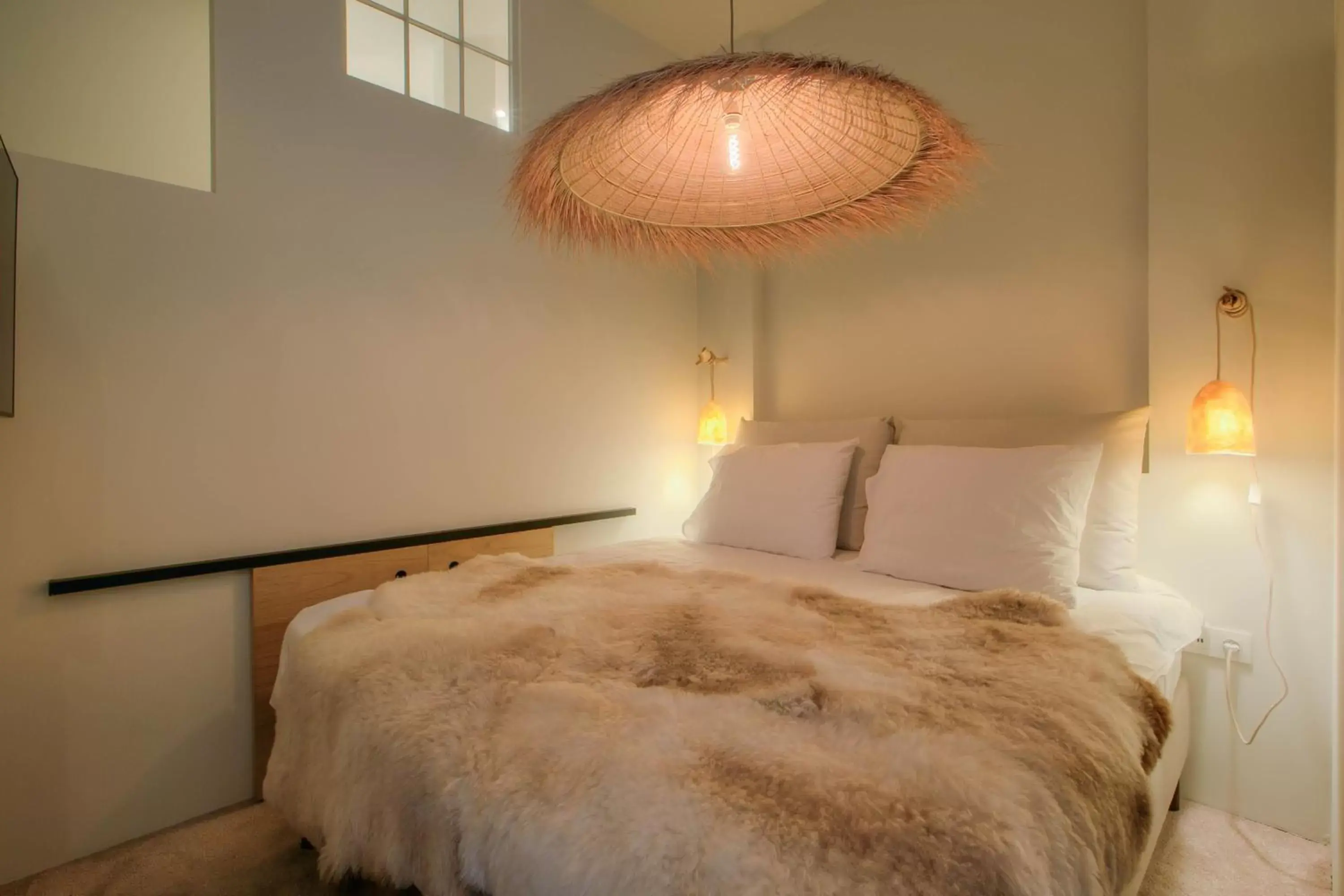 Logie Marie with hottub in the garden Logie Marie with hottub in the garden