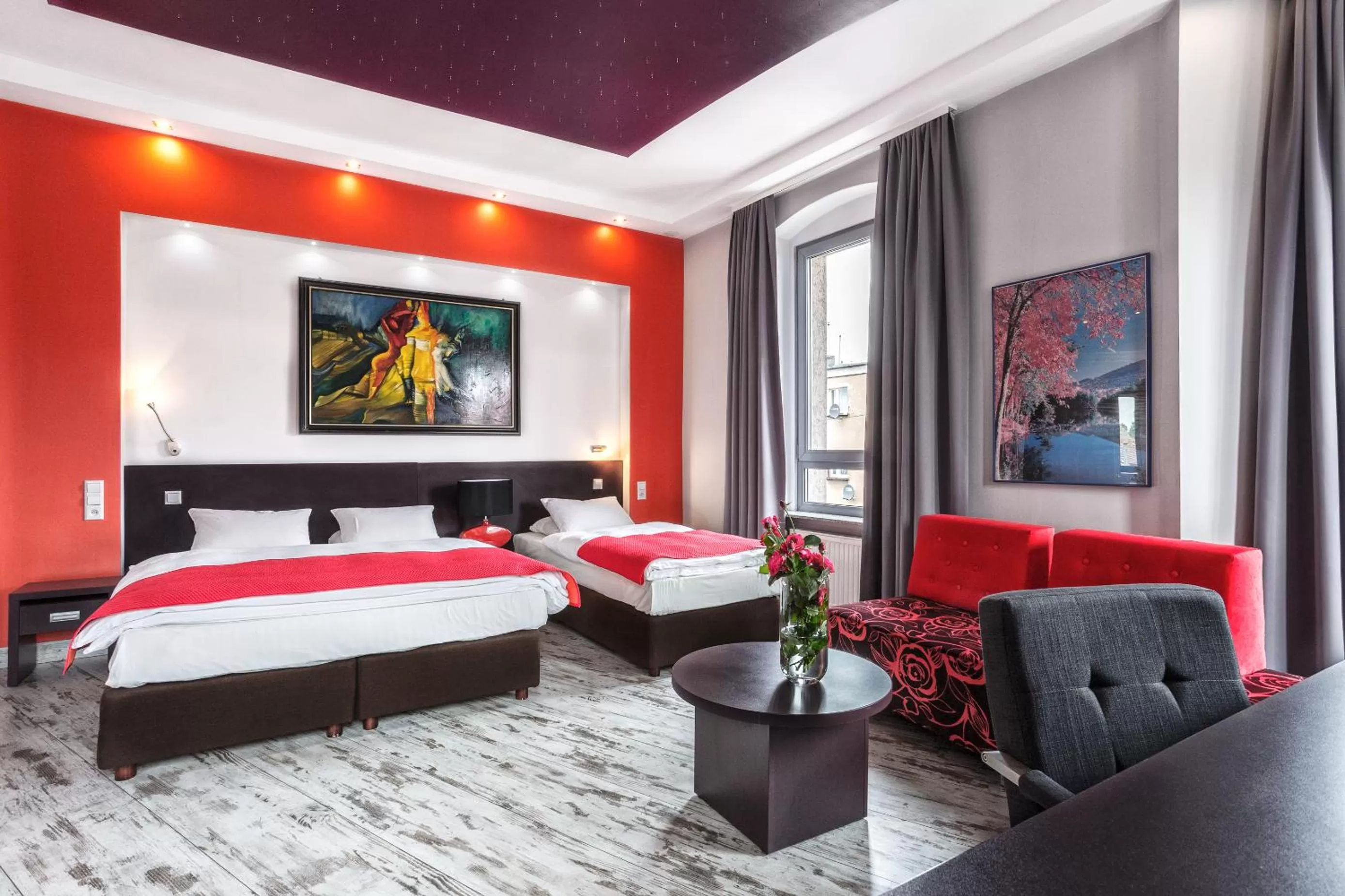 Photo of the whole room, Bed in Grand Boutique Hotel - dawny Hotel Kaliski Ratuszowy