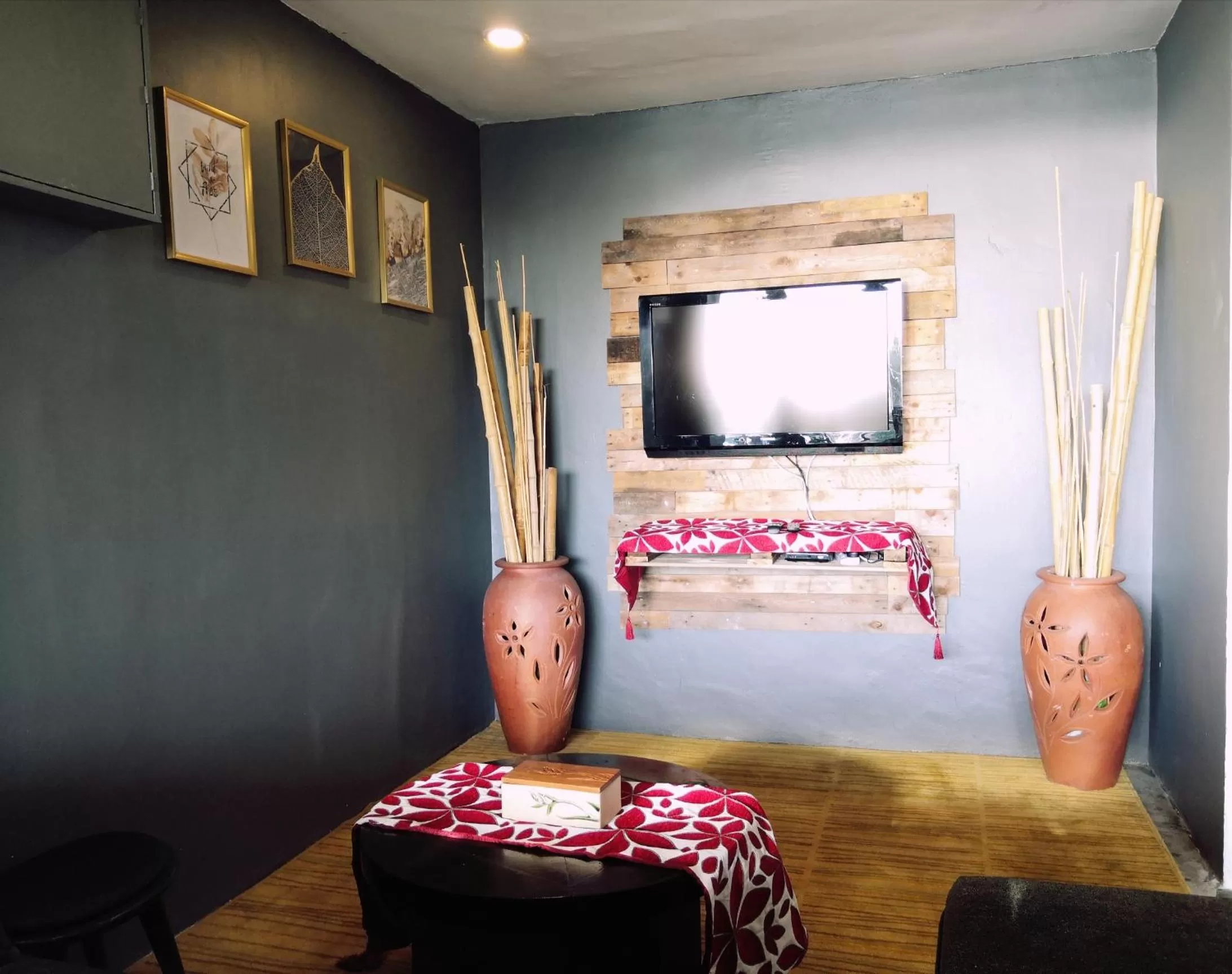 TV and multimedia in Alia Residence Business Resort