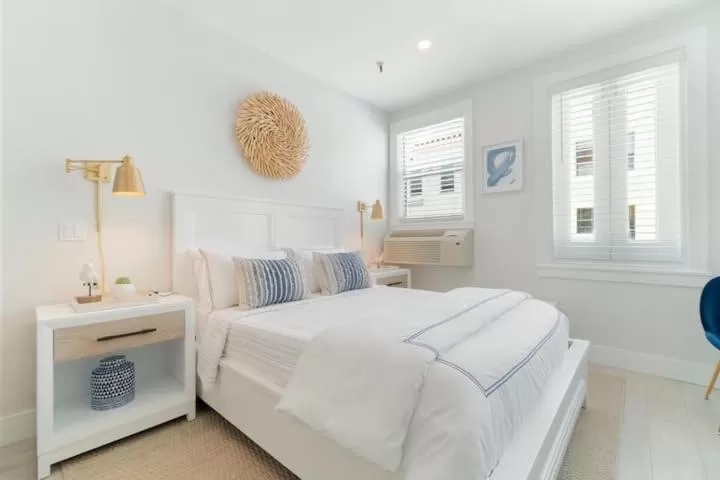 Bed in Tropicals of Palm Beach