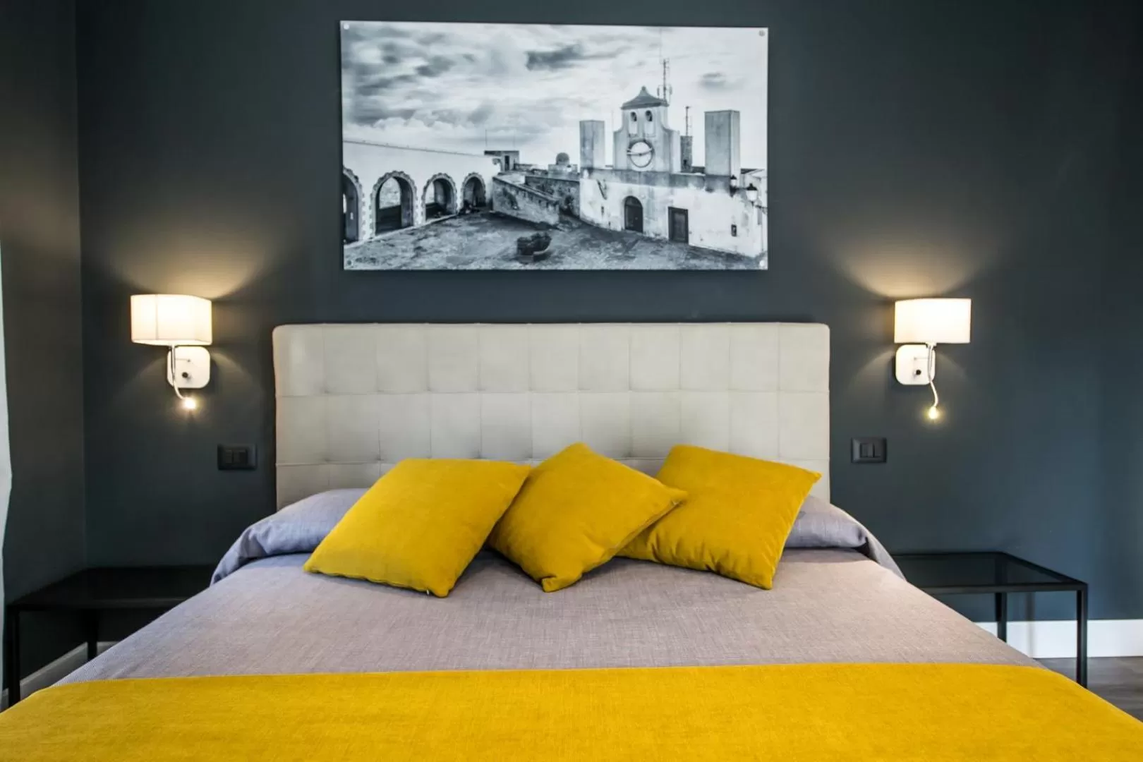 Bedroom, Bed in B&B Art House