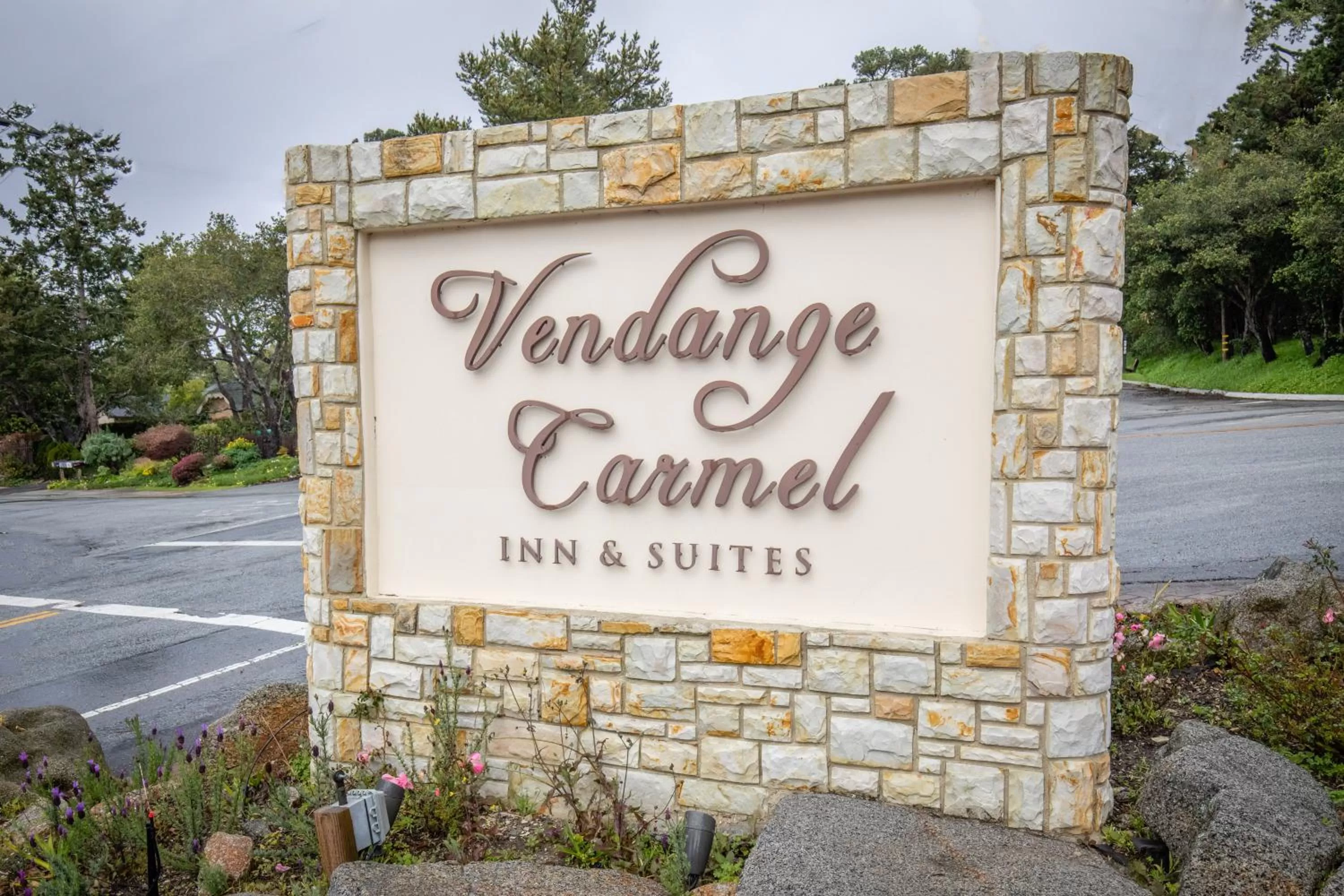 Property logo or sign in The Vendange Carmel Inn & Suites