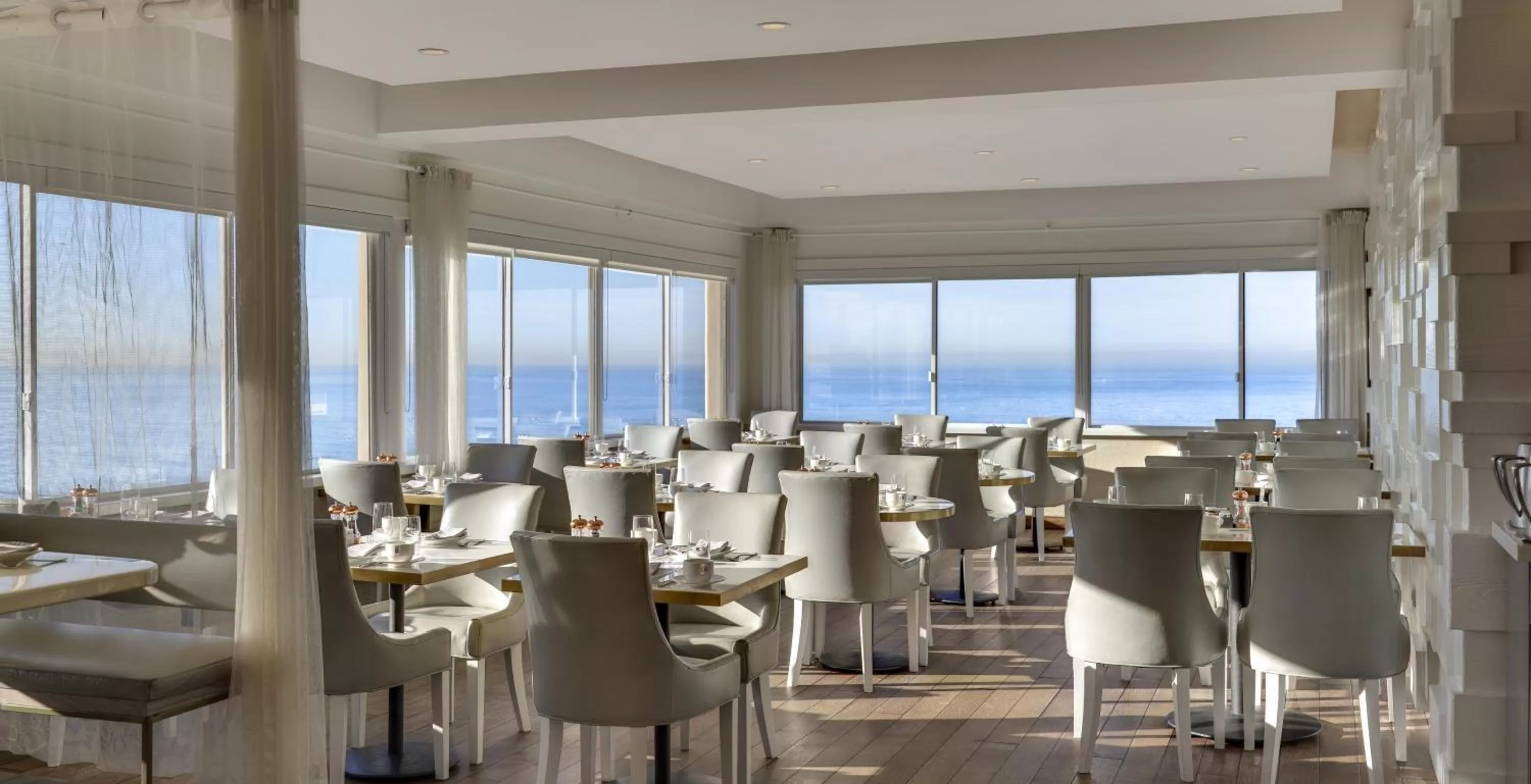 Restaurant/places to eat in Huntley Santa Monica Beach