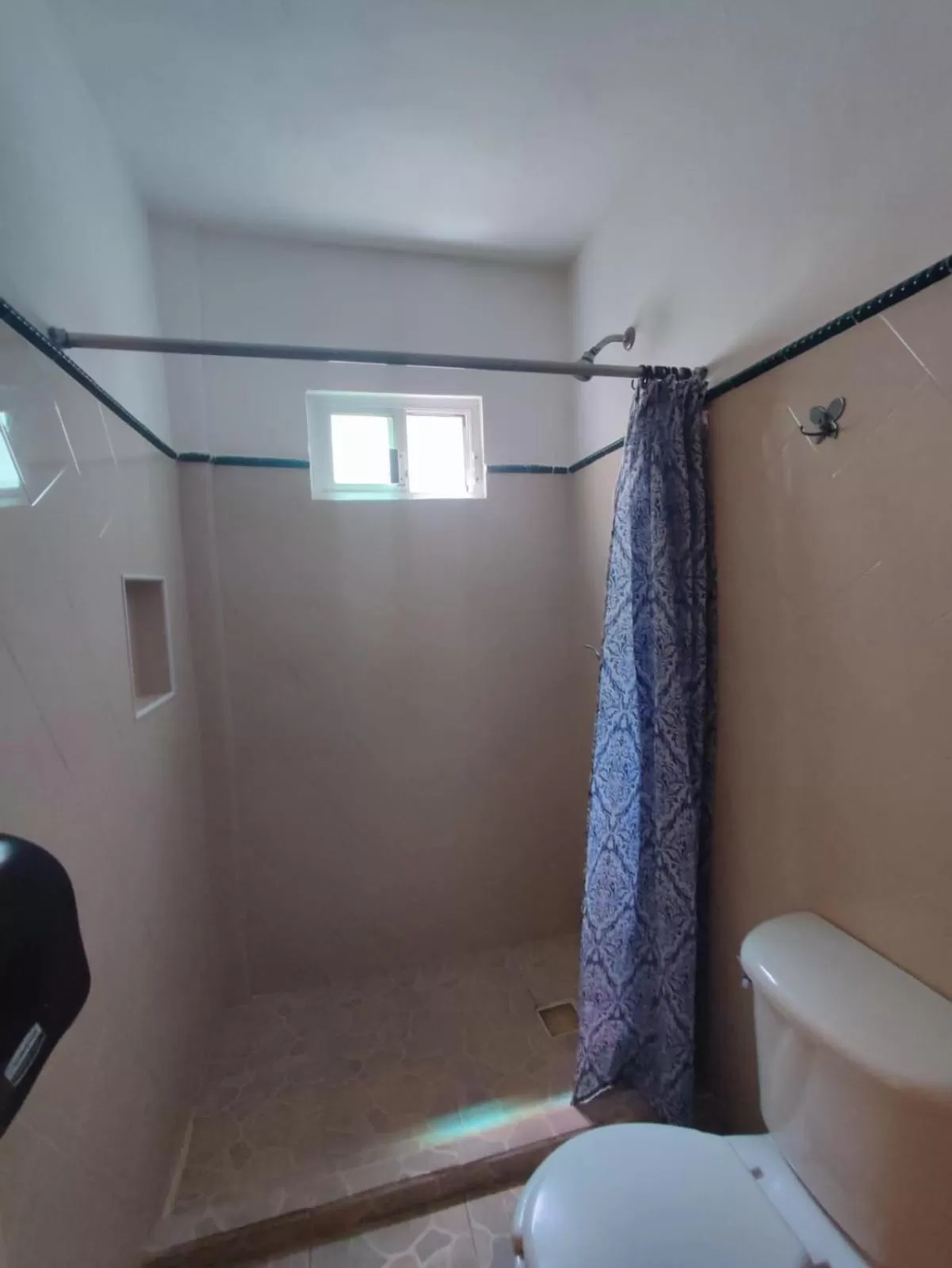 Shower in Hotel Rath