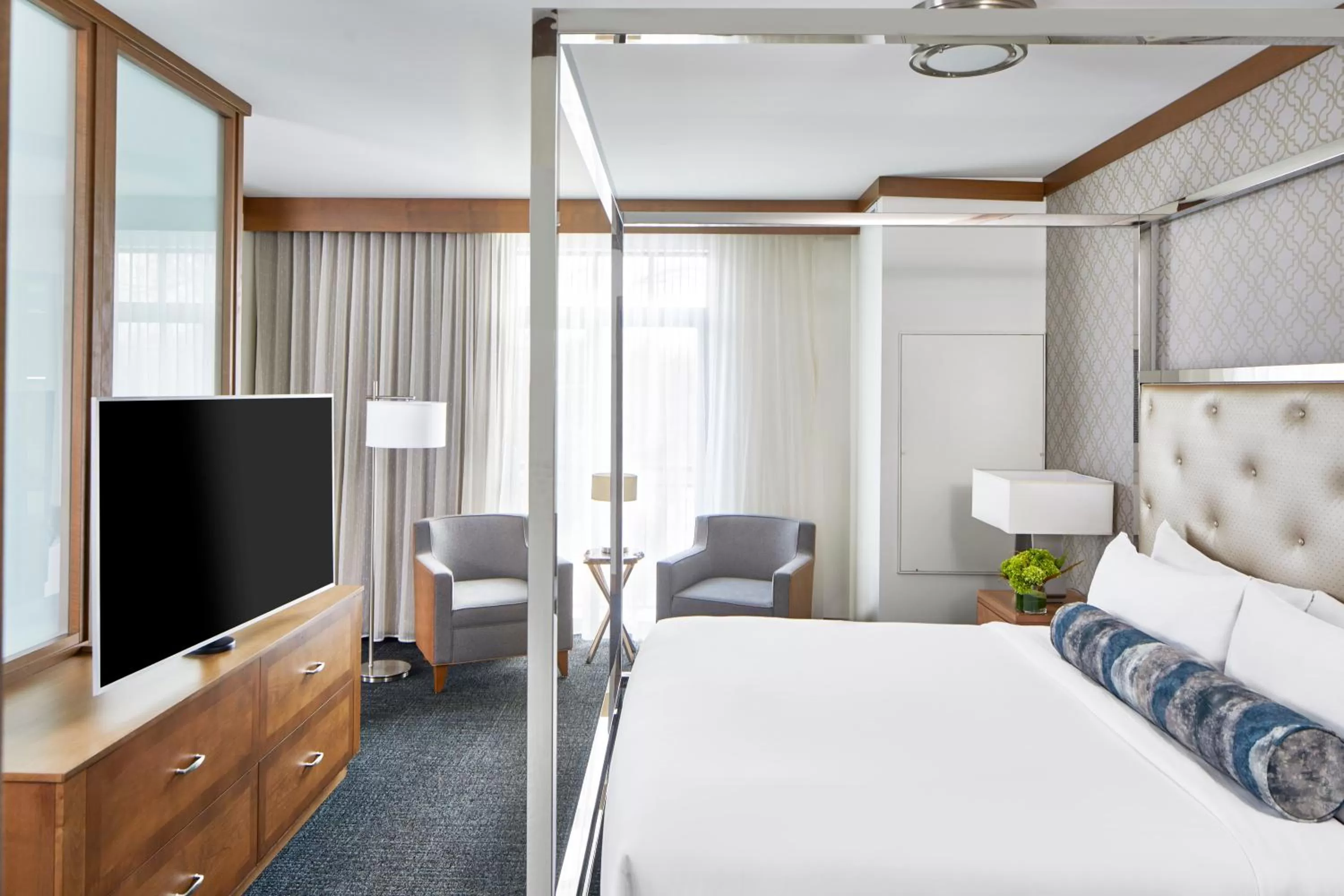 Bed in The Hotel Landing