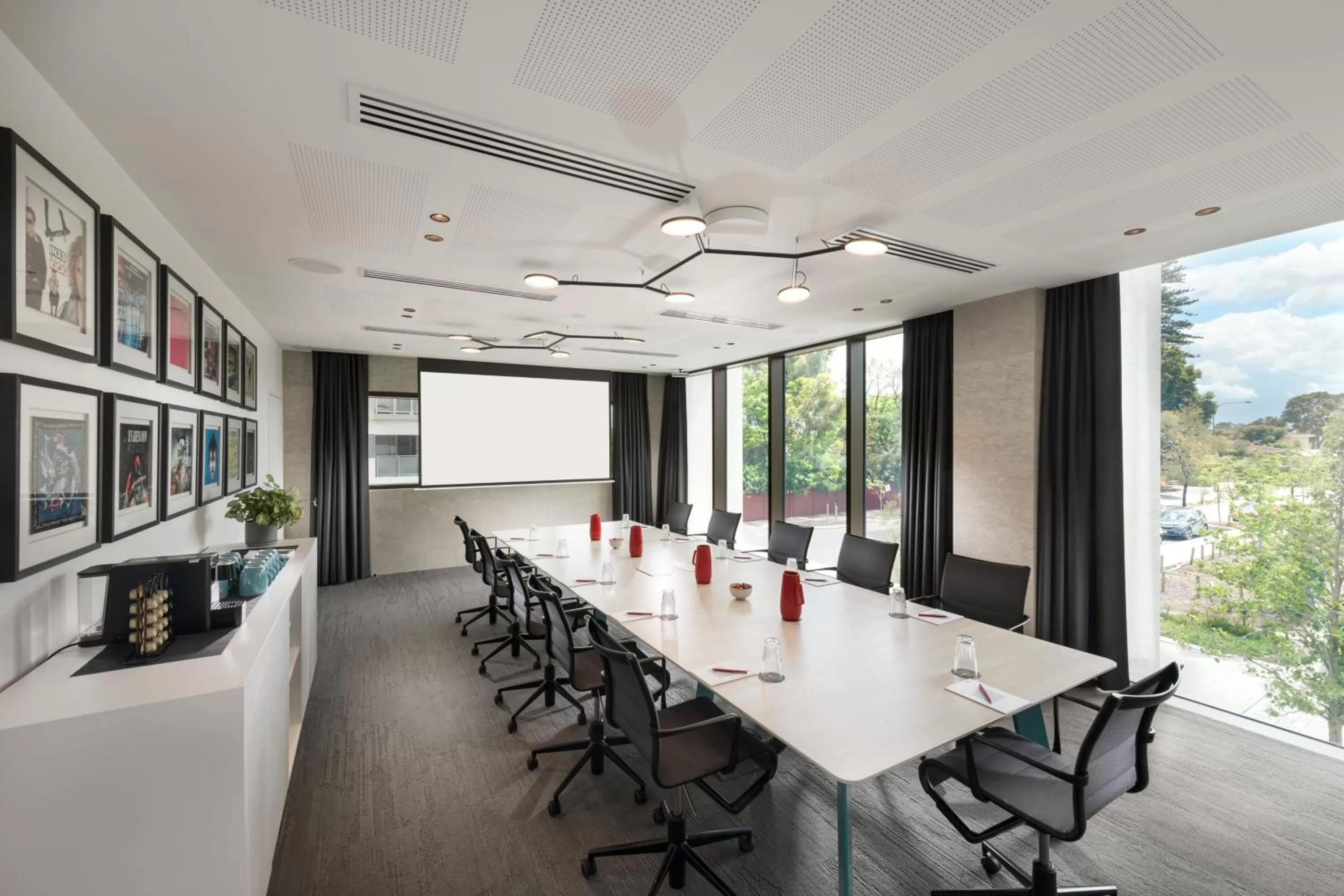Meeting/conference room in Aloft Perth