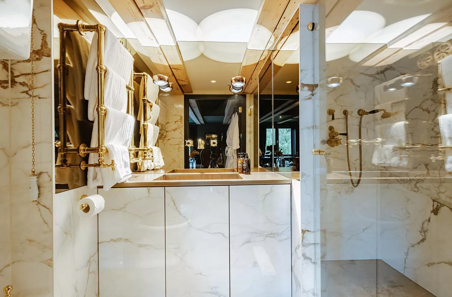 Shower in Boutique Hotel The Noblemen