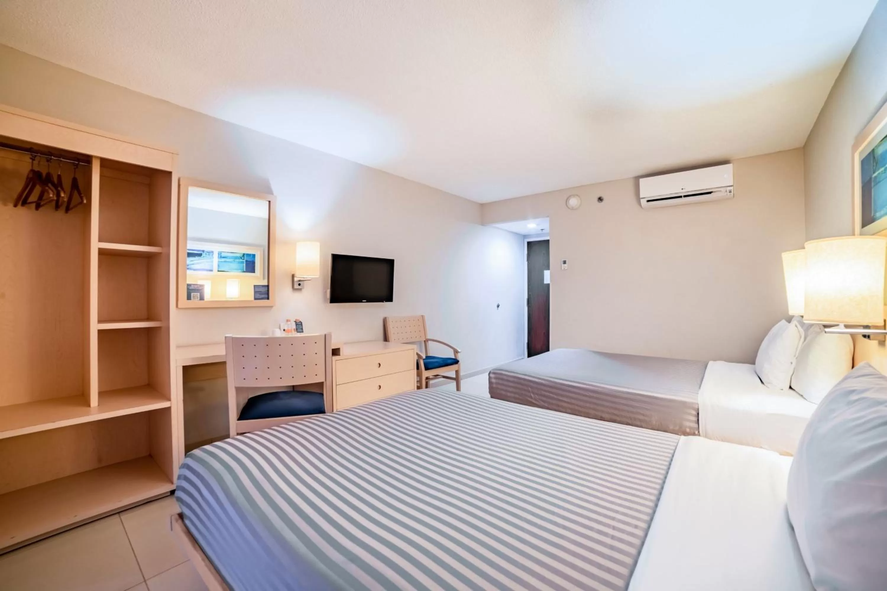 Bedroom, Bed in City Express by Marriott Ciudad del Carmen
