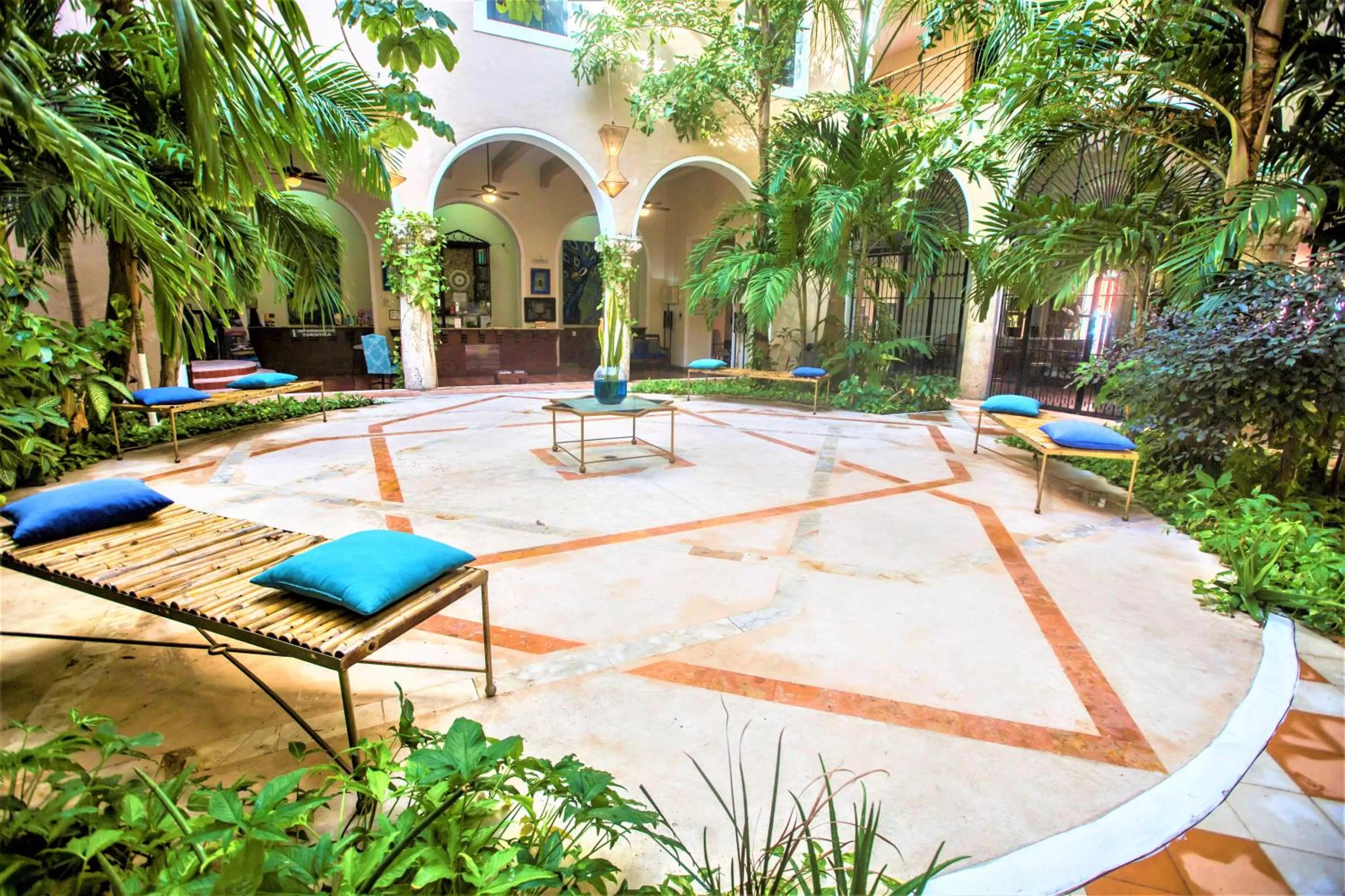 Patio in Hotel Merida
