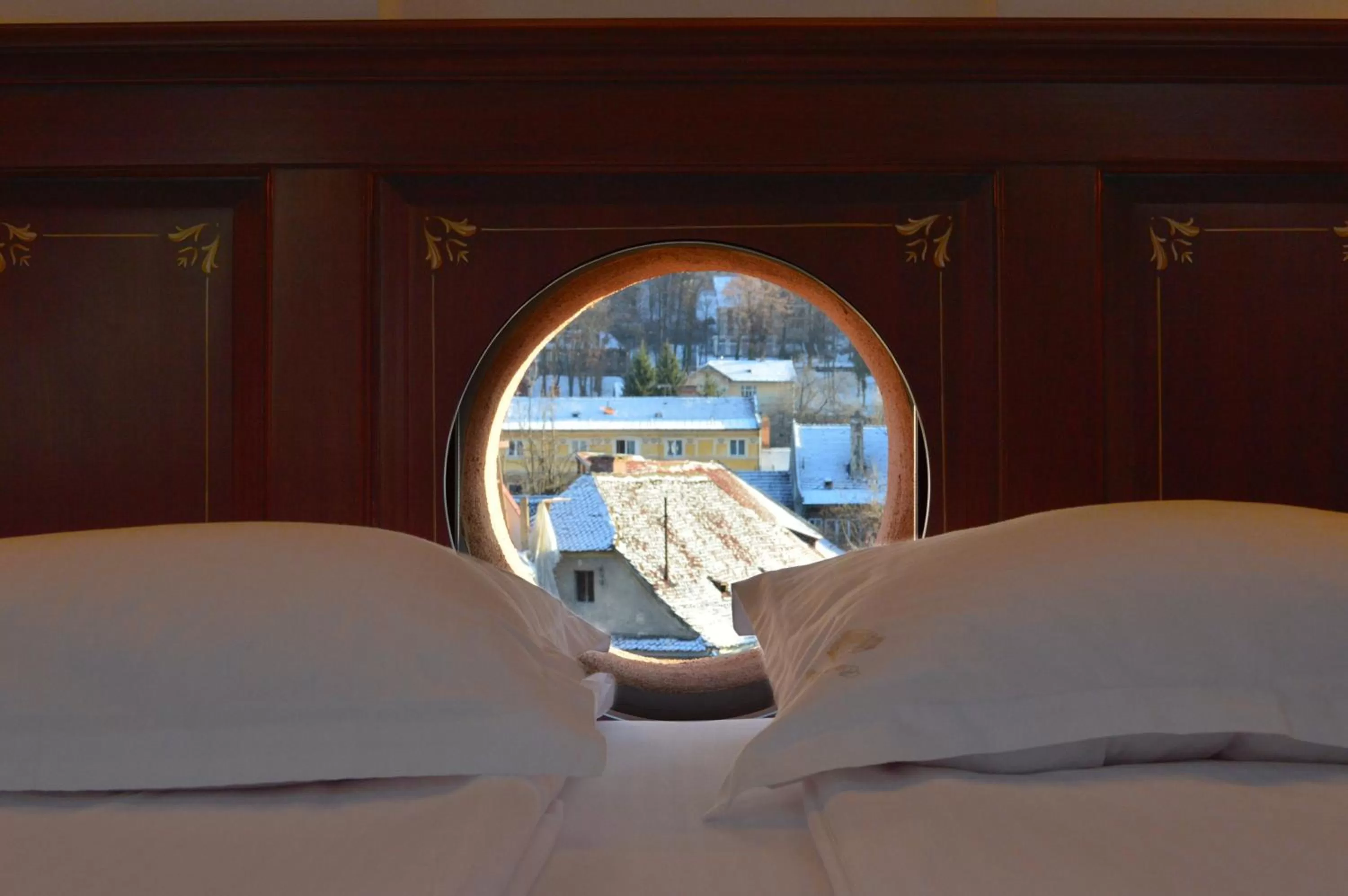 Bed in HOTEL BOUTIQUE CASA CHITIC -HOTEL AND RESTAURANT Str Johann Gott nr7