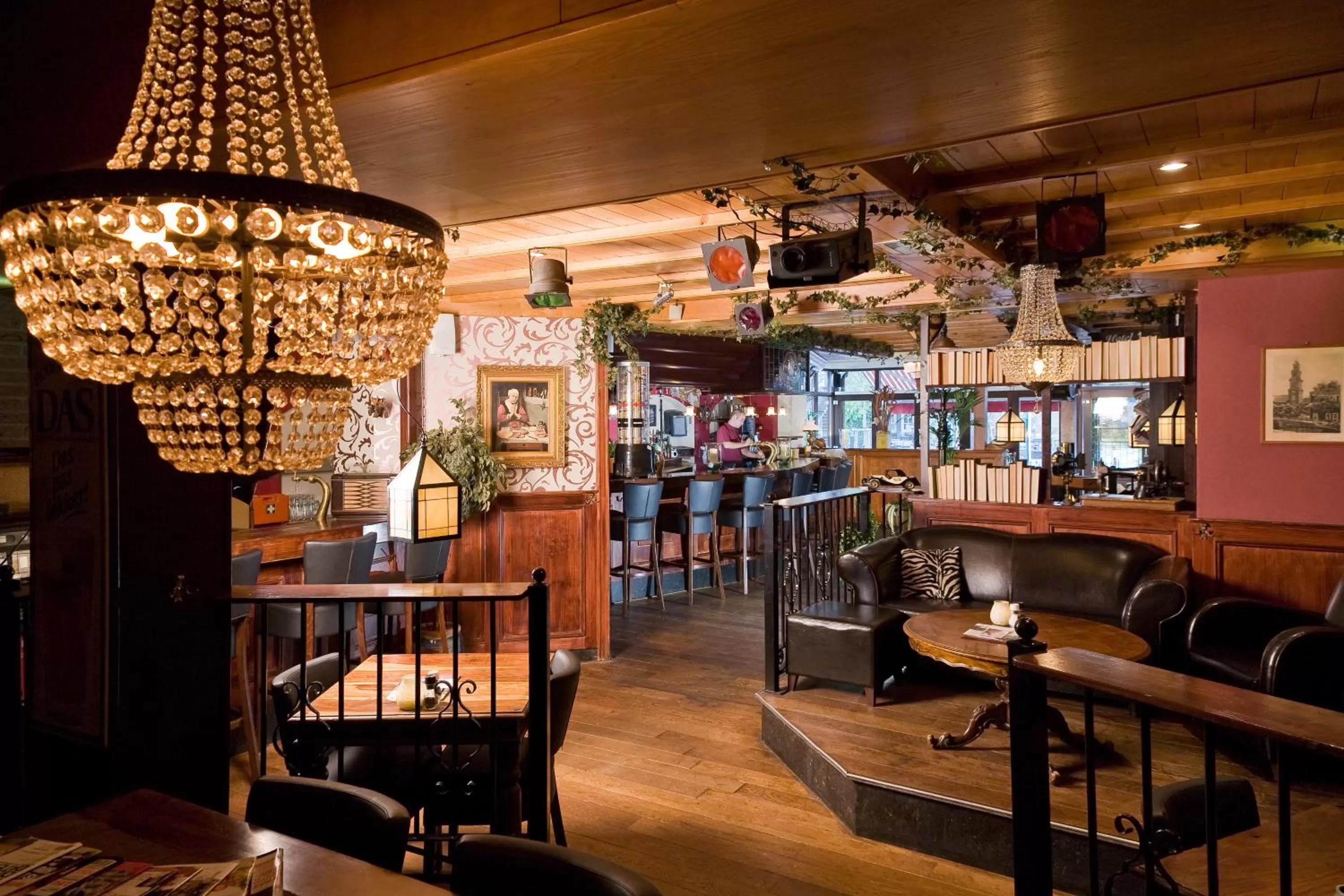 Restaurant/places to eat in Hotel Verhoeven