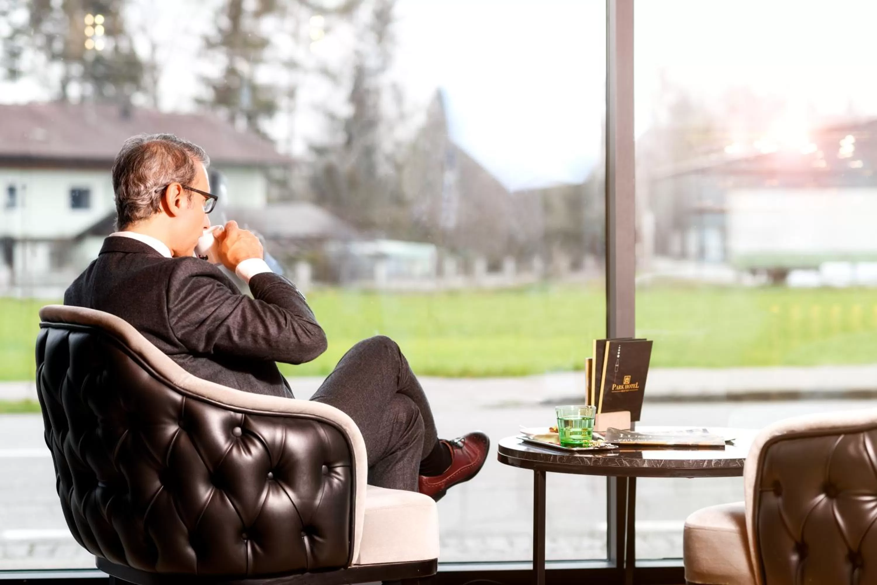 Lounge or bar in PARKHOTEL BRAUNAU - 24 Stunden Self Check-IN