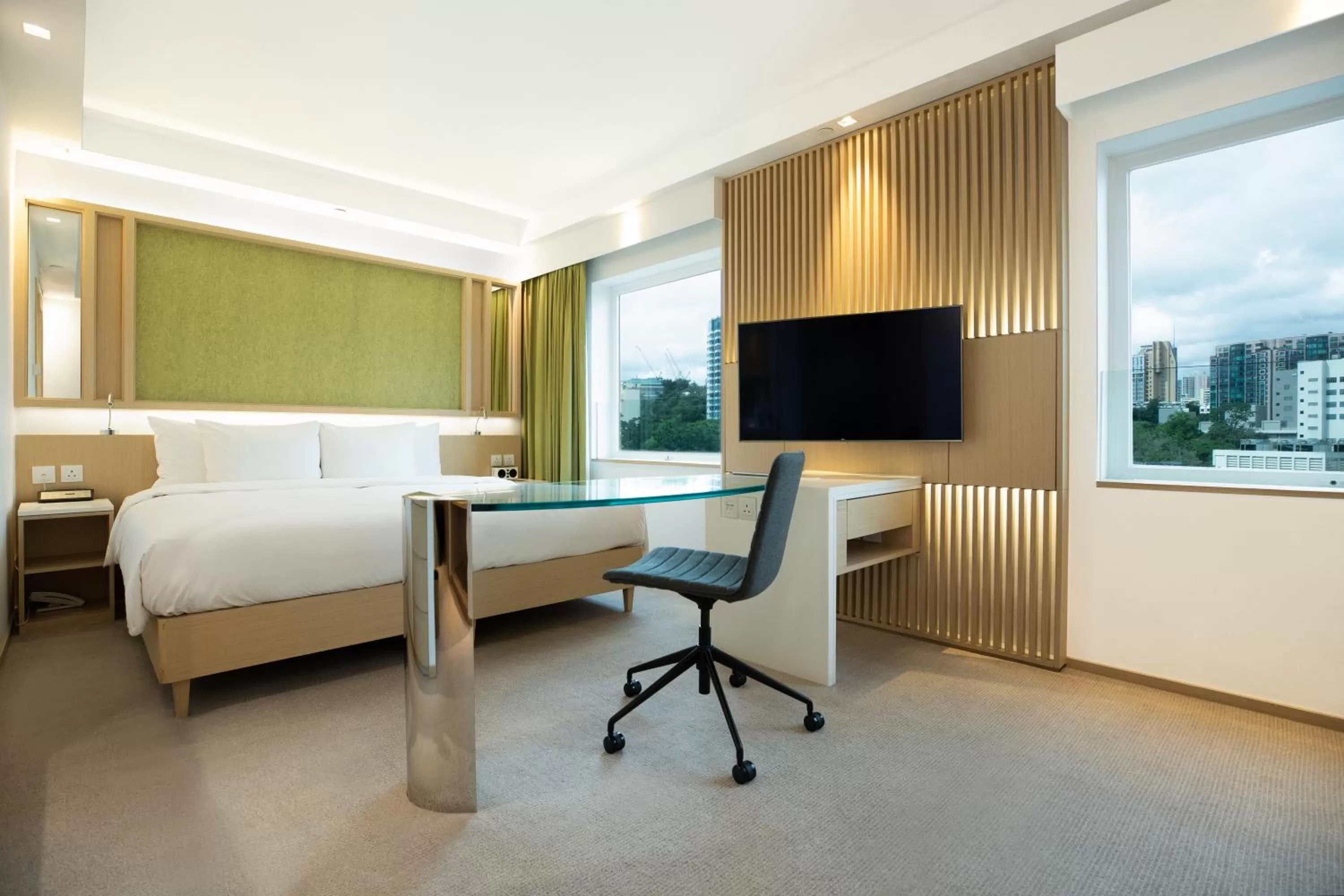 Bedroom, Bed in Eaton HK