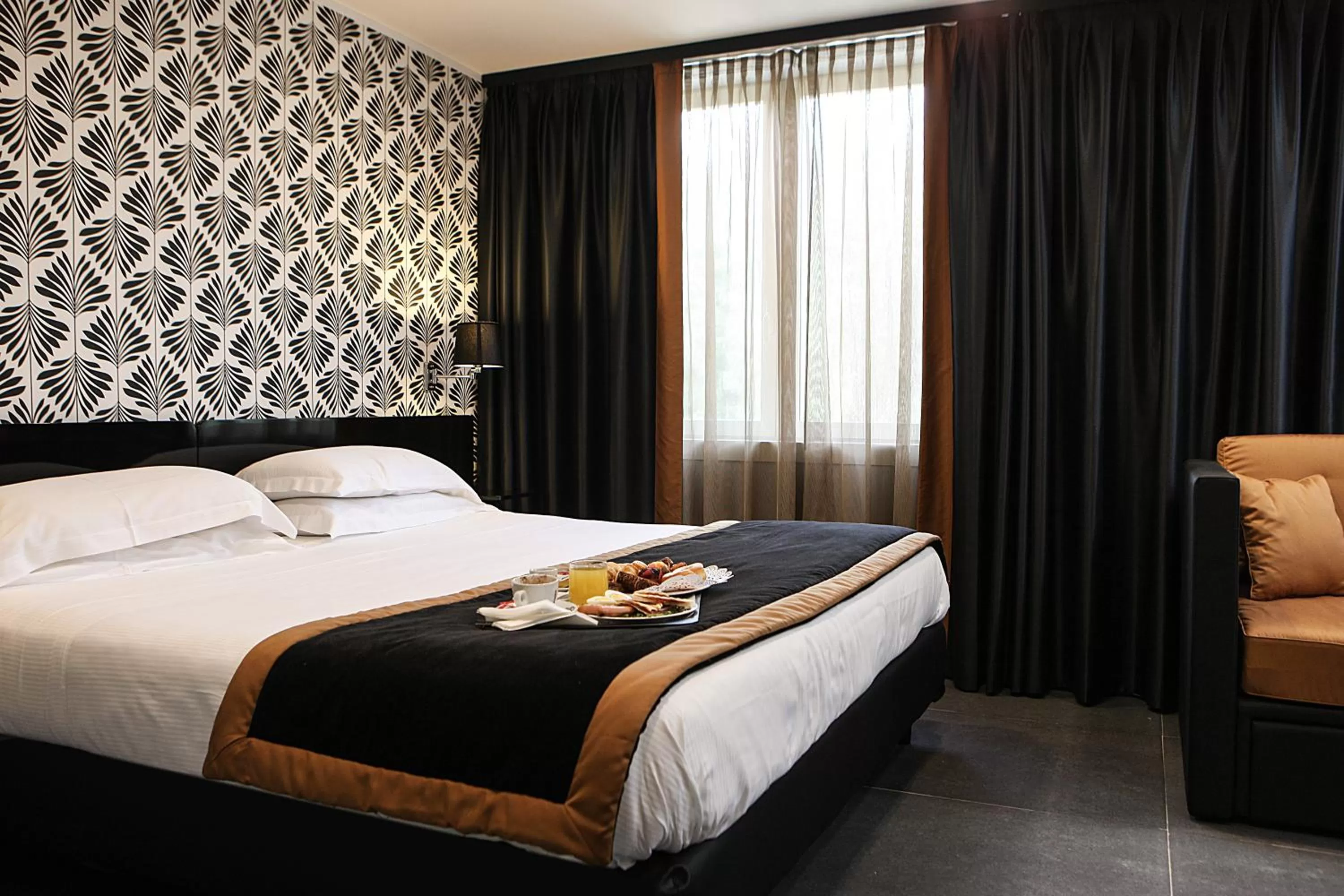 Bedroom, Bed in Best Western JFK Hotel