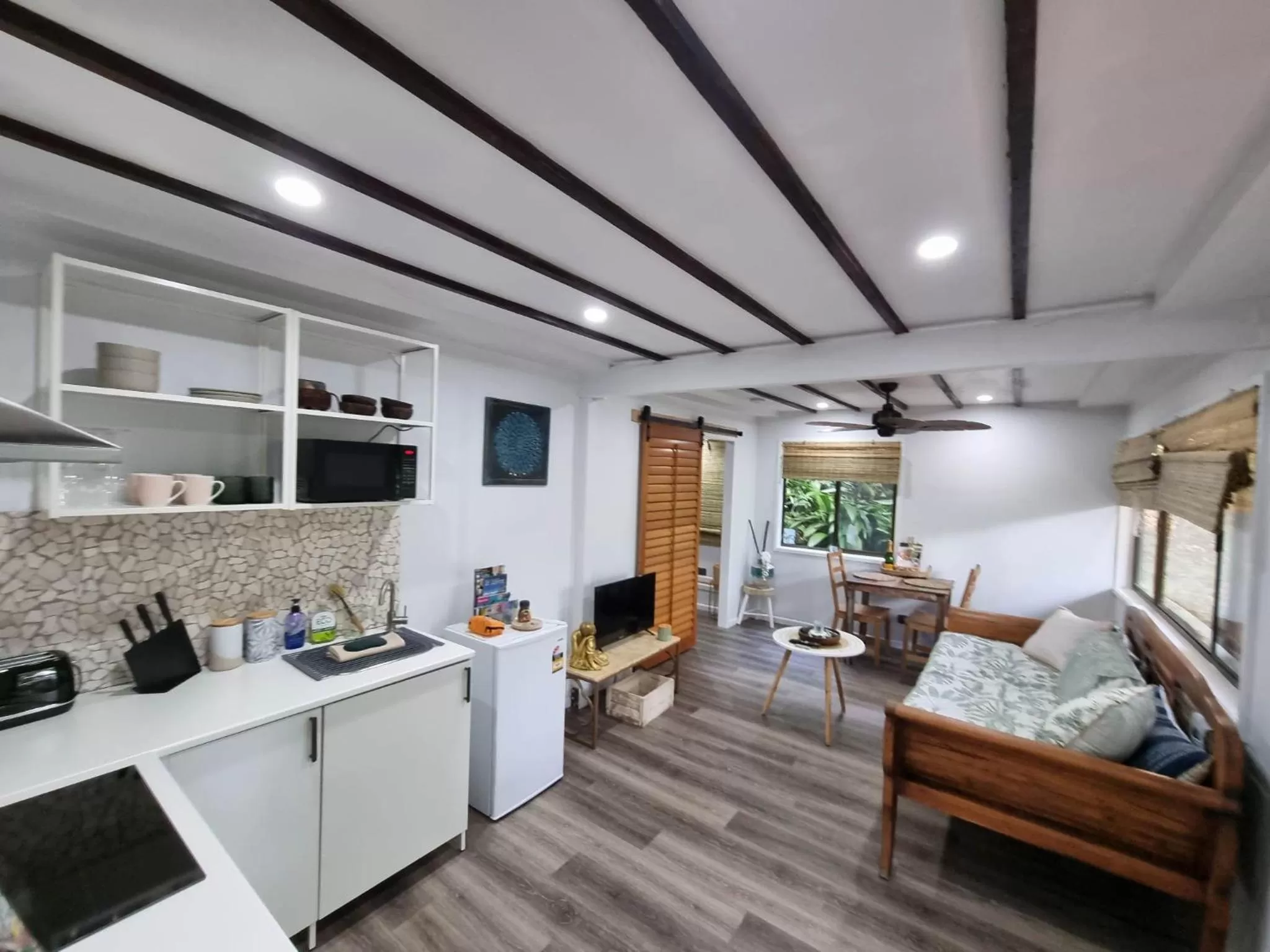 TV and multimedia, Seating Area in Rahasia Rainforest Retreat