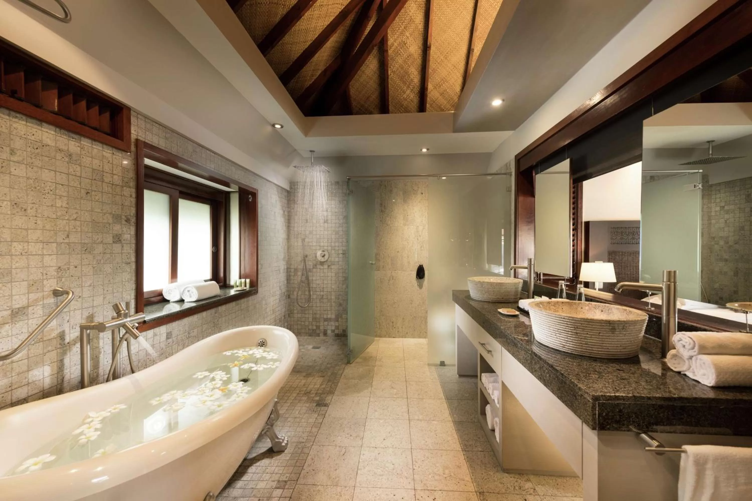 Bathroom in Hilton Moorea Lagoon Resort & Spa