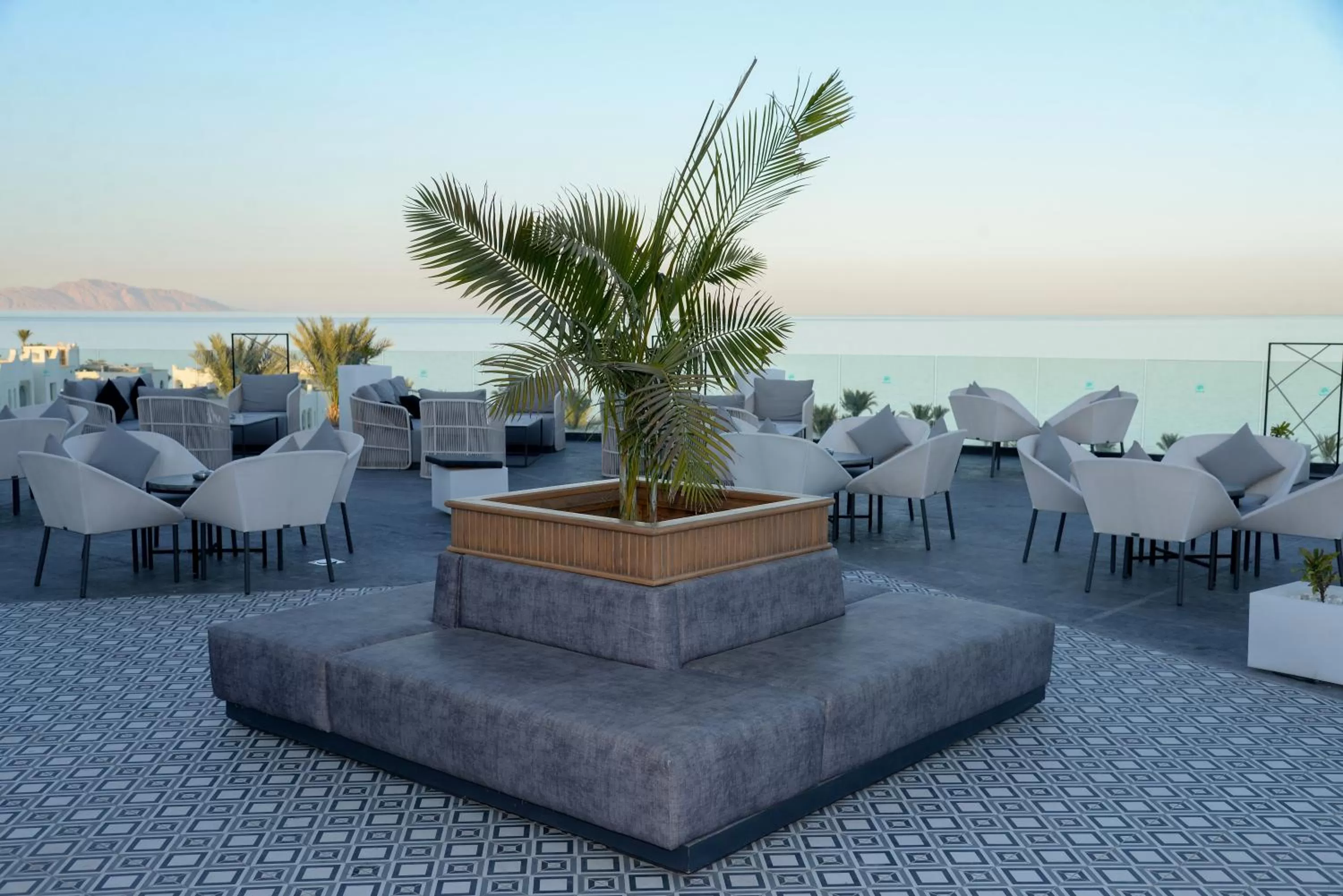 Lounge or bar in Sunrise Diamond Beach Resort -Grand Select