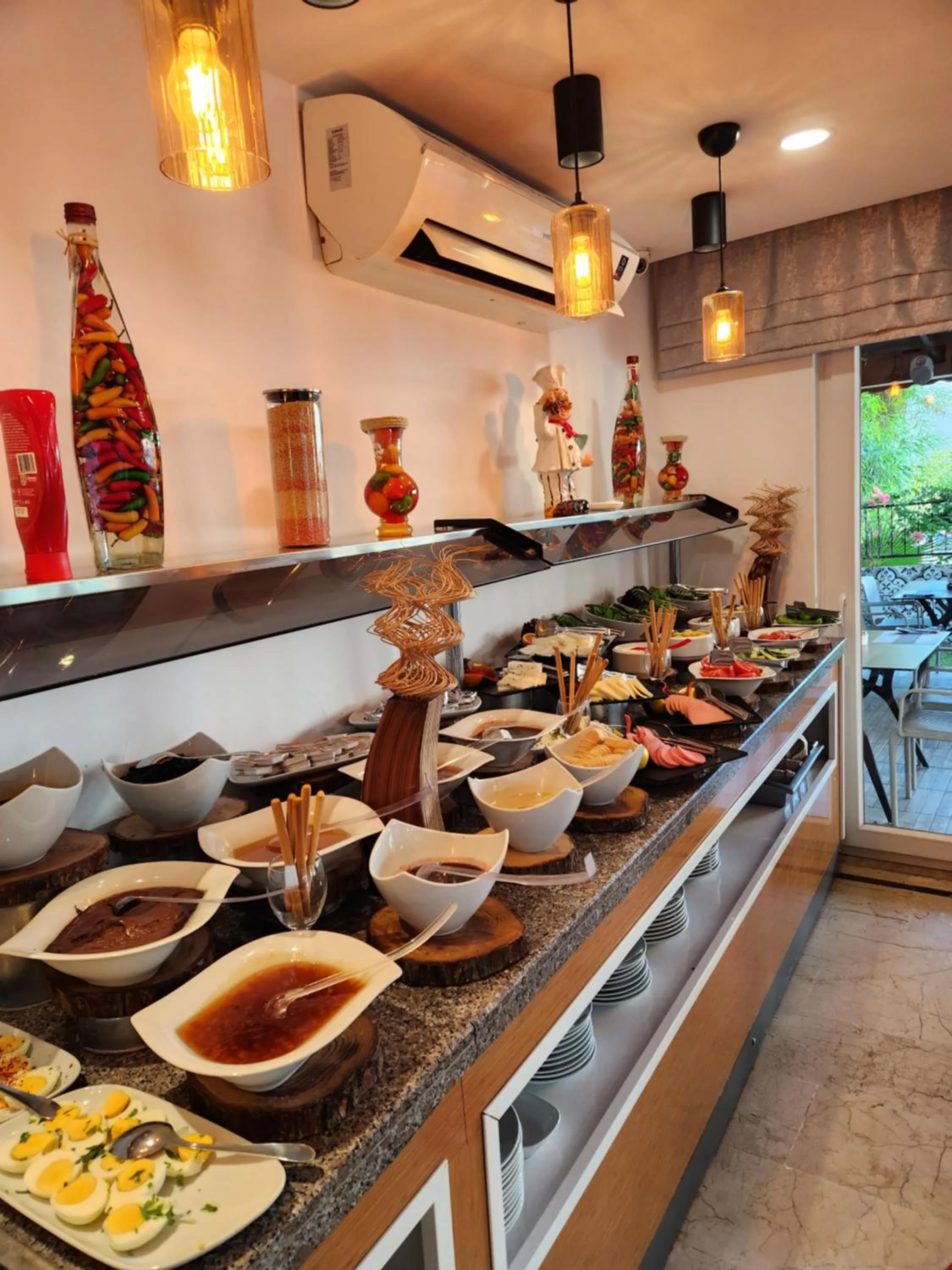 Food and drinks in Esperanza Hotel