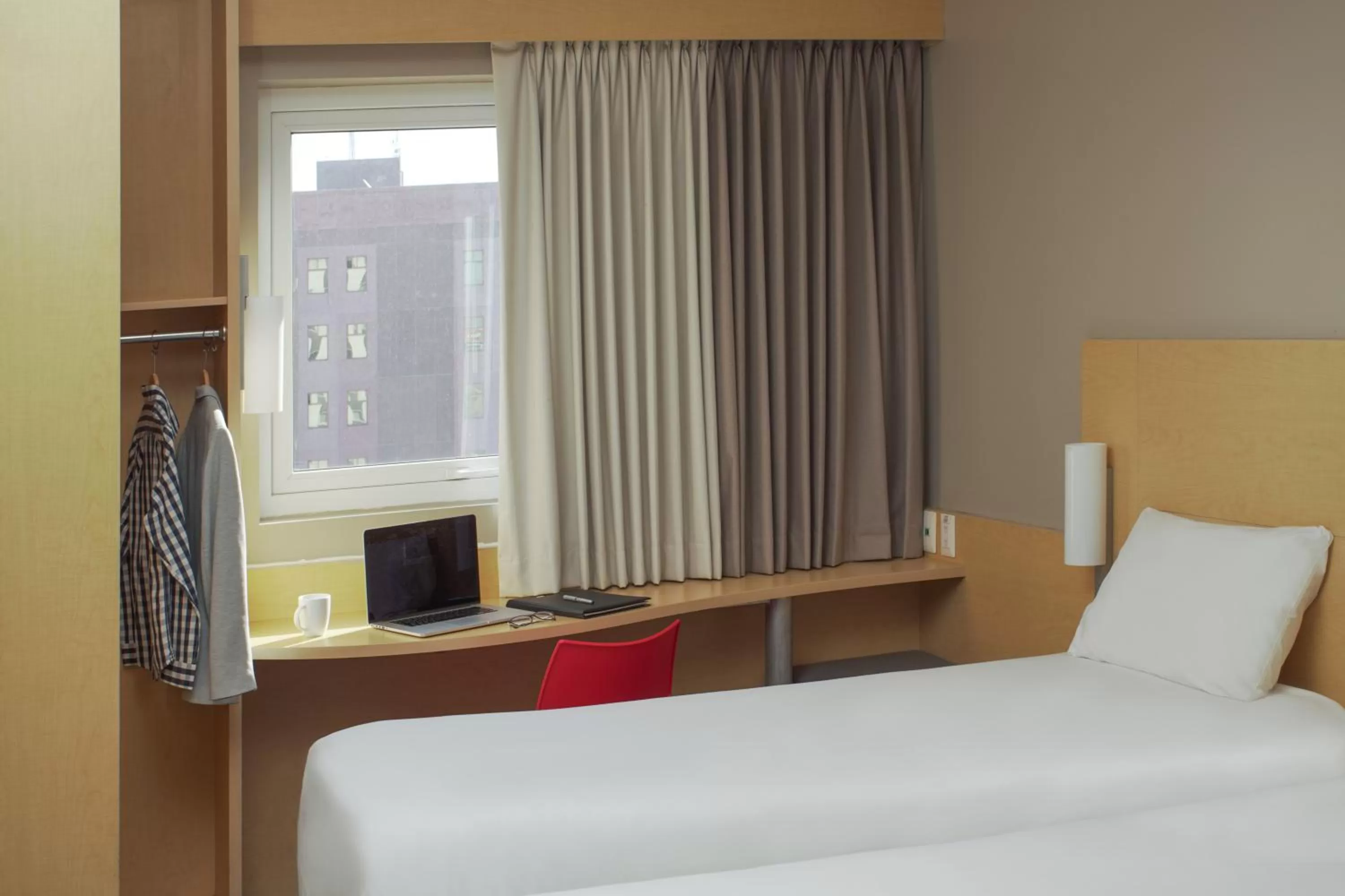 Bedroom, Bed in Ibis Hermosillo