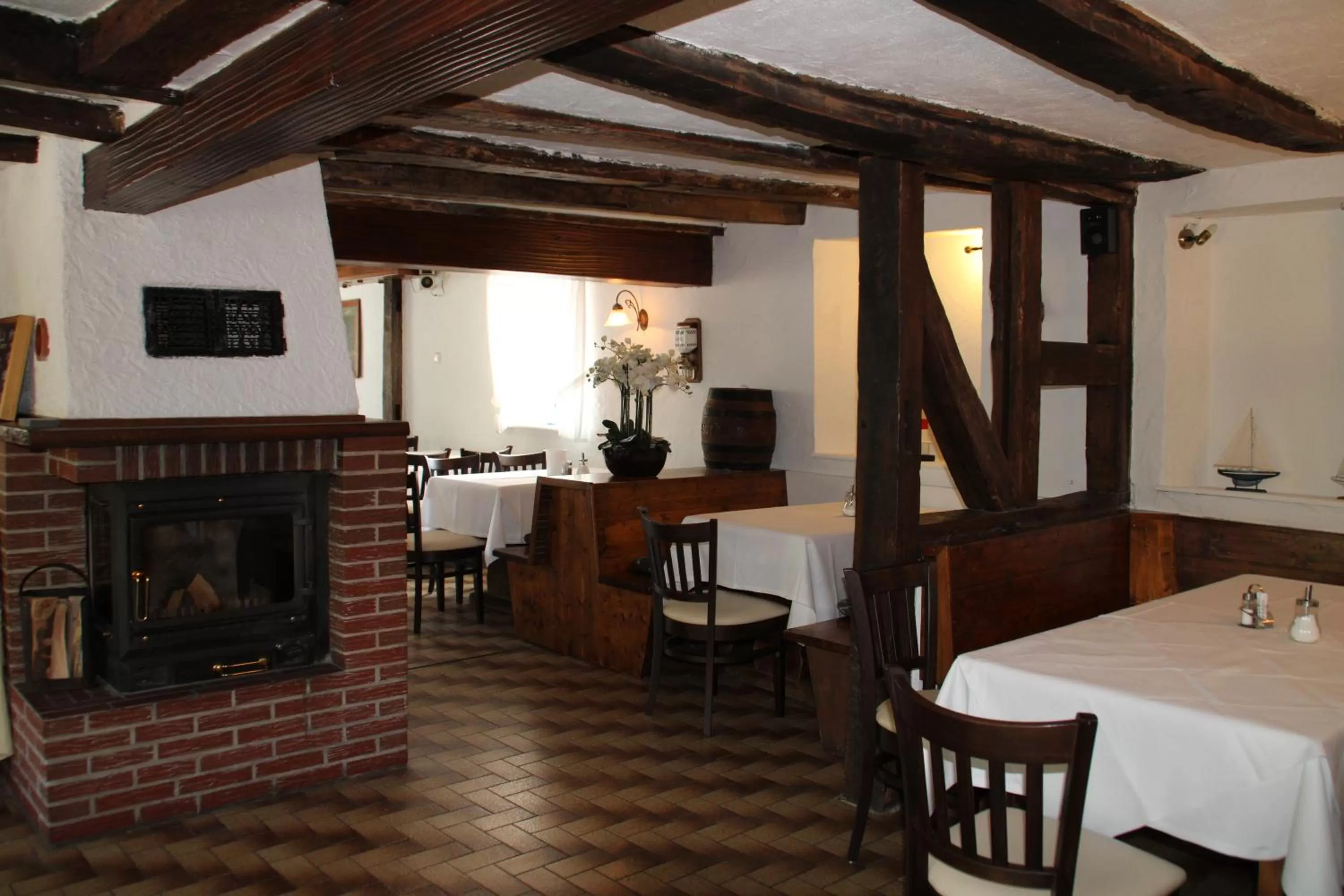 Restaurant/places to eat in Hotel-Gasthof zum Ritter