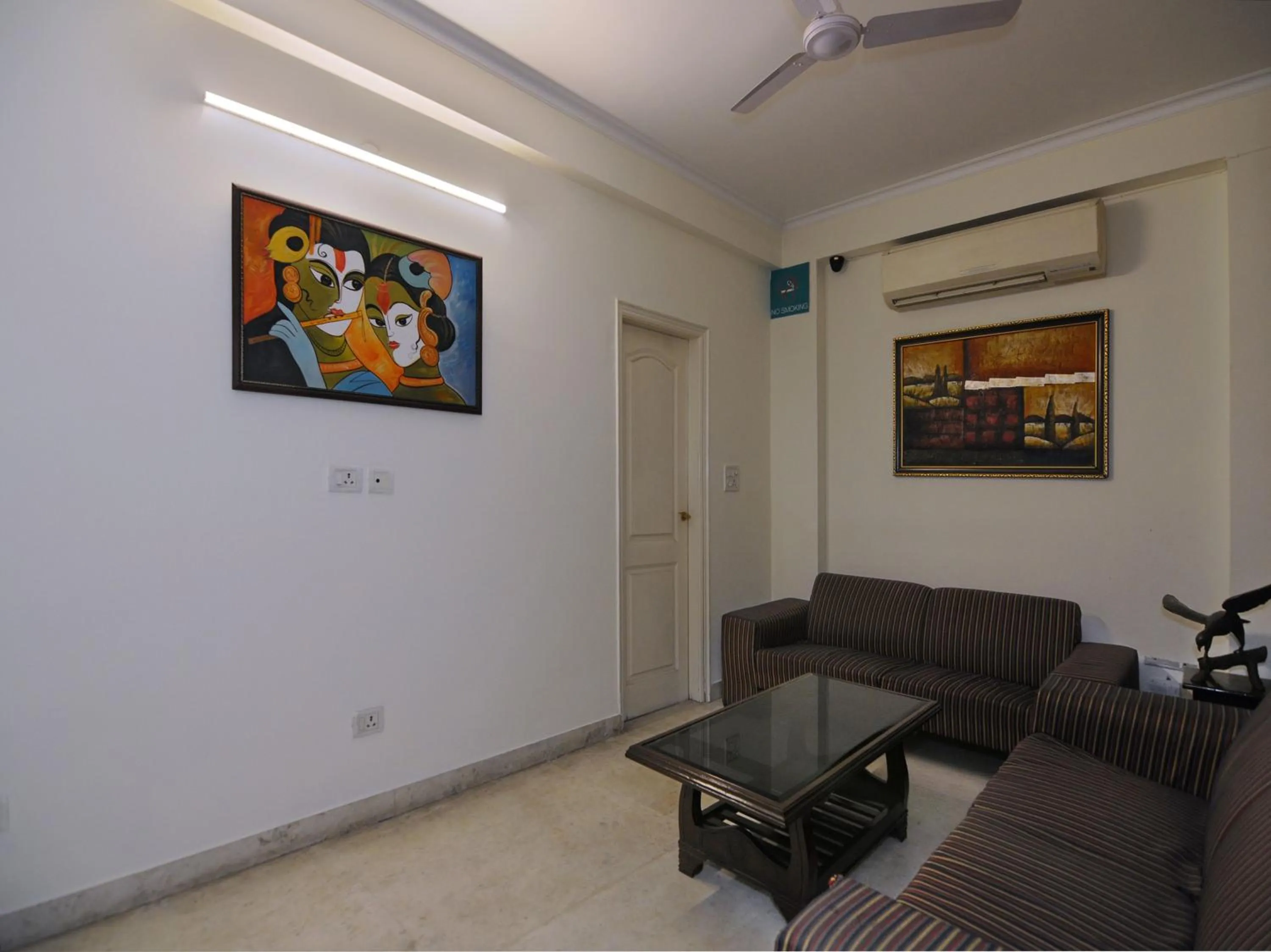 Lobby or reception in Mehra Residency at The Airport