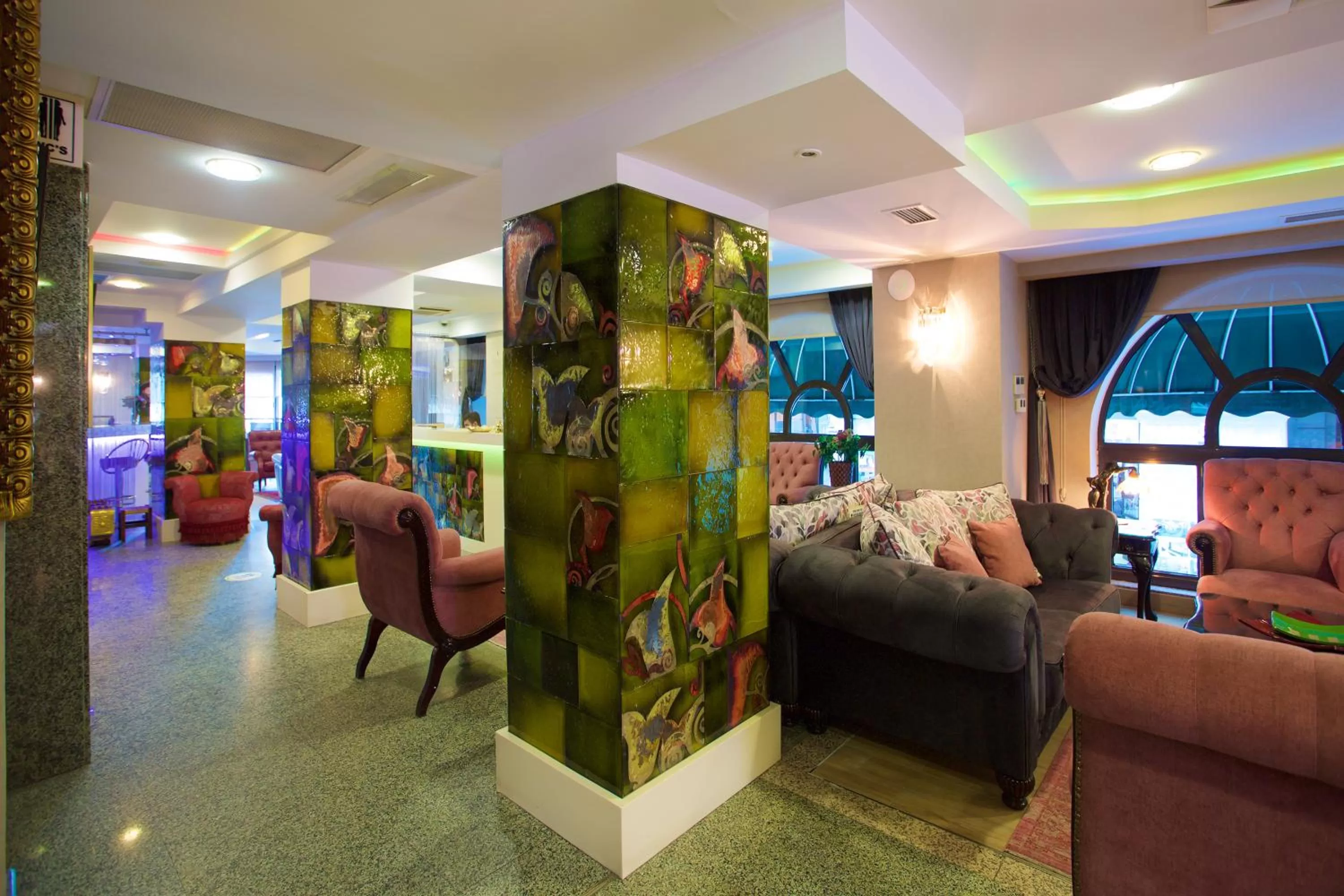 Lobby or reception in Zagreb Hotel